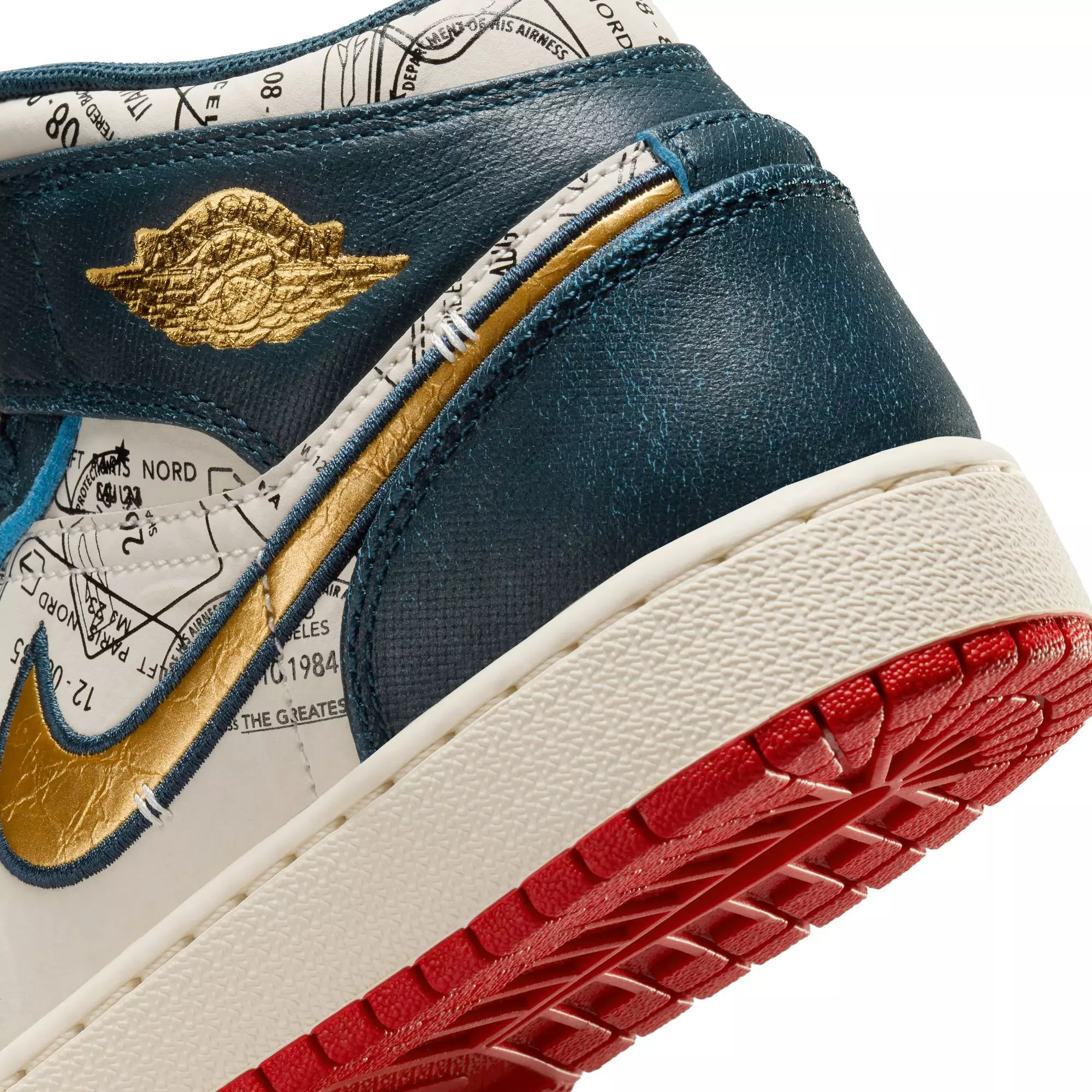 Jordan 1 Mid SE "Armory Navy/Metallic Gold/Pale Ivory" Grade School Boys' Shoe - NAVY/WHITE/RED