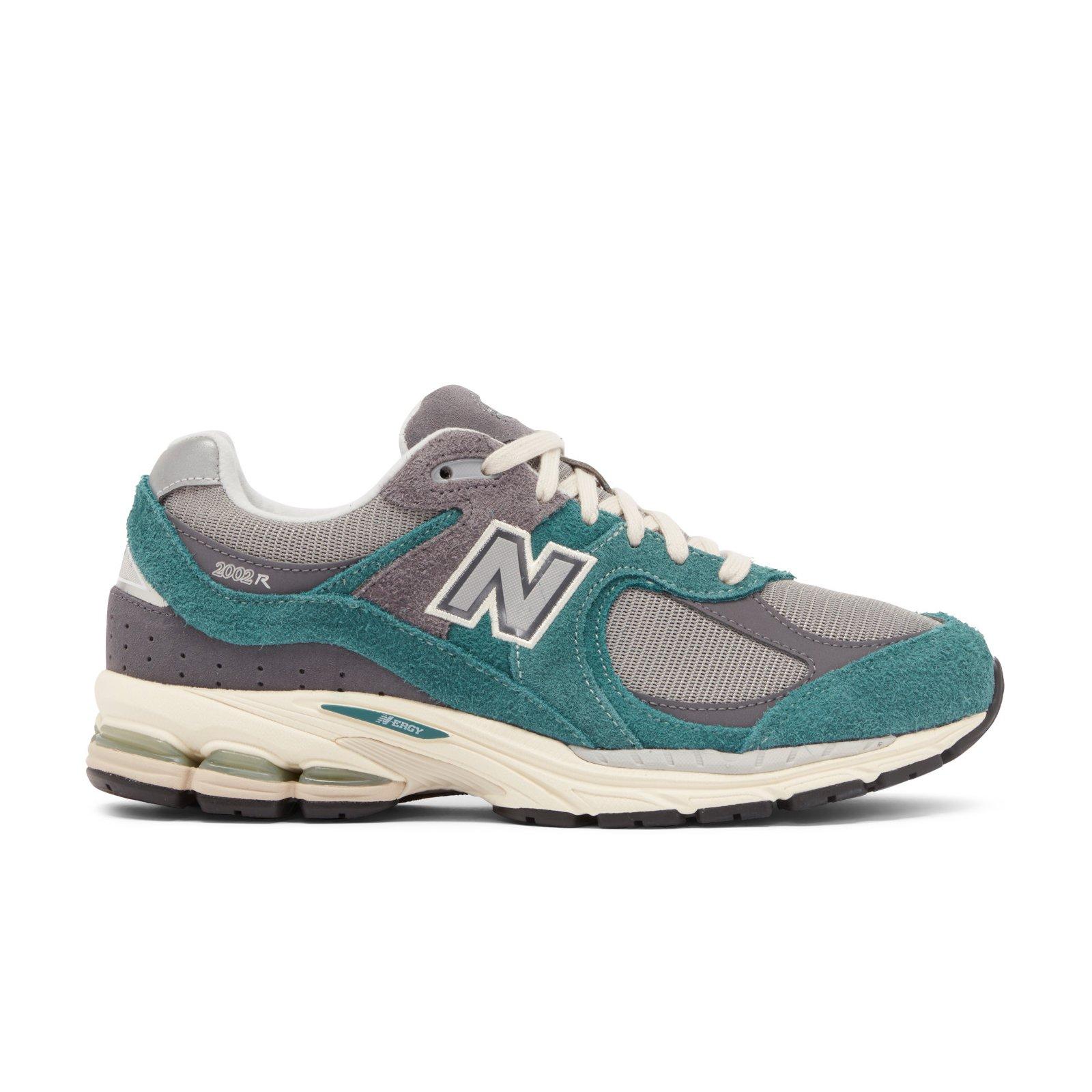 New Balance 2002R Spruce/Dk Green Unisex Shoe