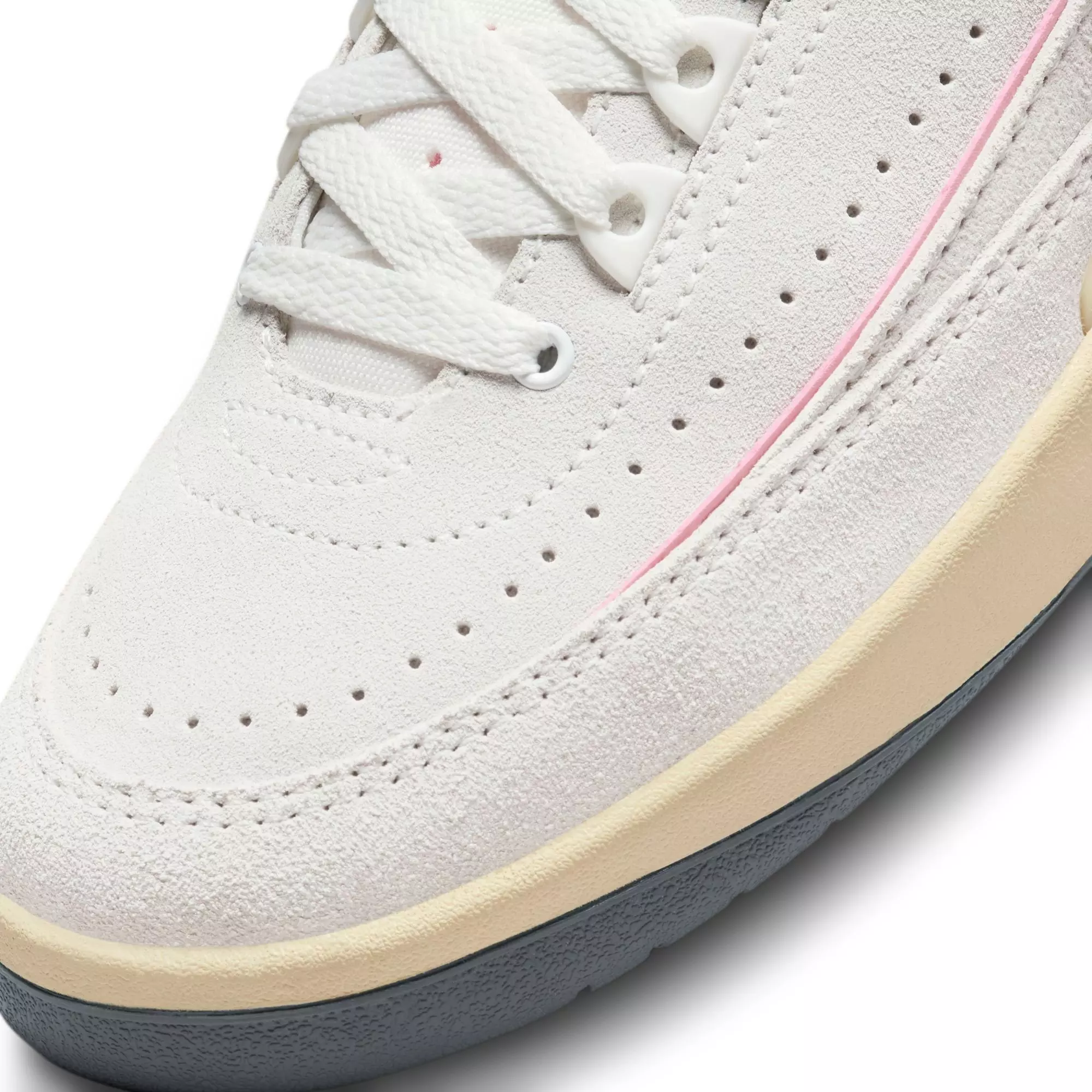 Jordan 2 Retro "Soft Pink" Women's Shoe - SUMMIT WHITE/GYM RED/SOFT PINK