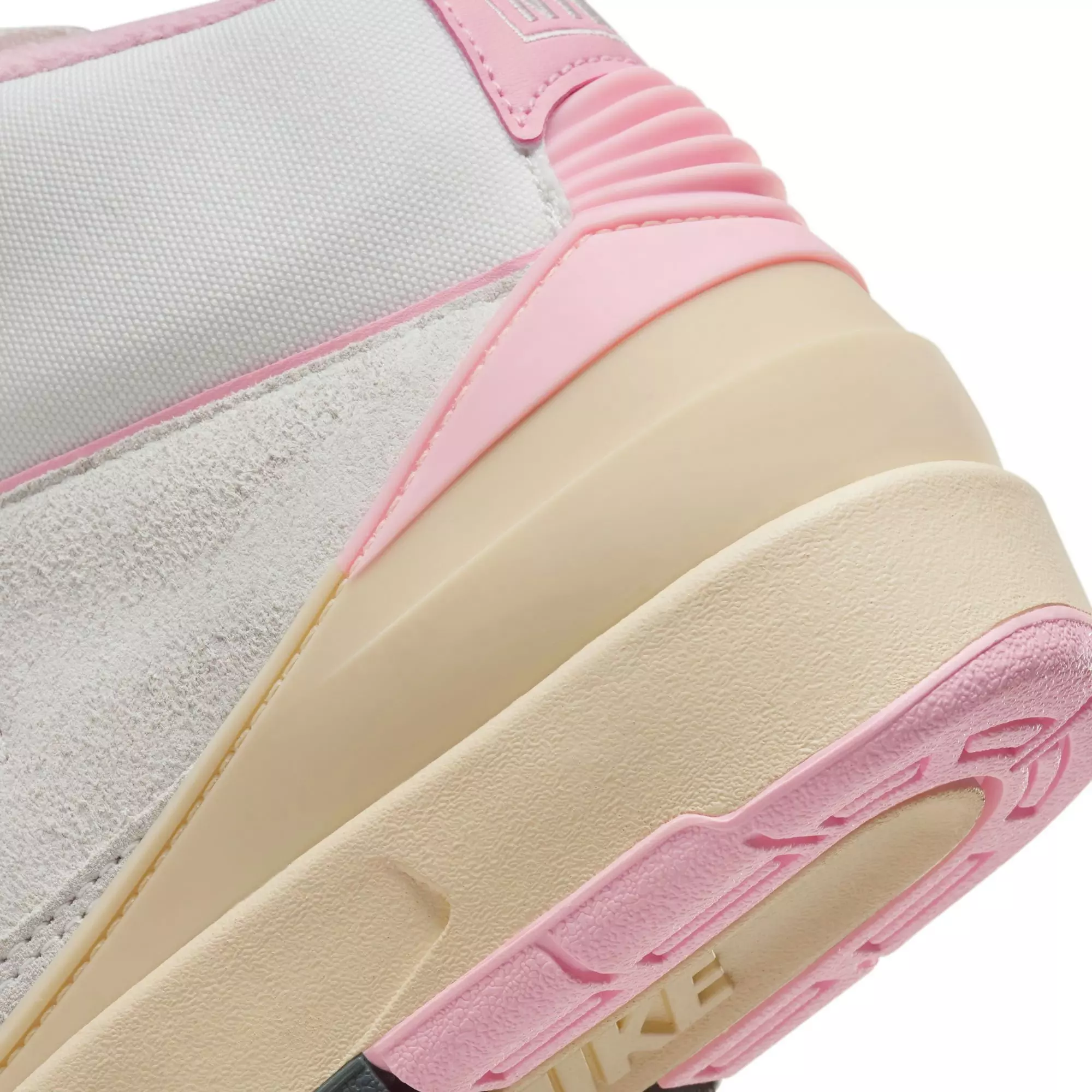 Jordan 2 Retro "Soft Pink" Women's Shoe - SUMMIT WHITE/GYM RED/SOFT PINK