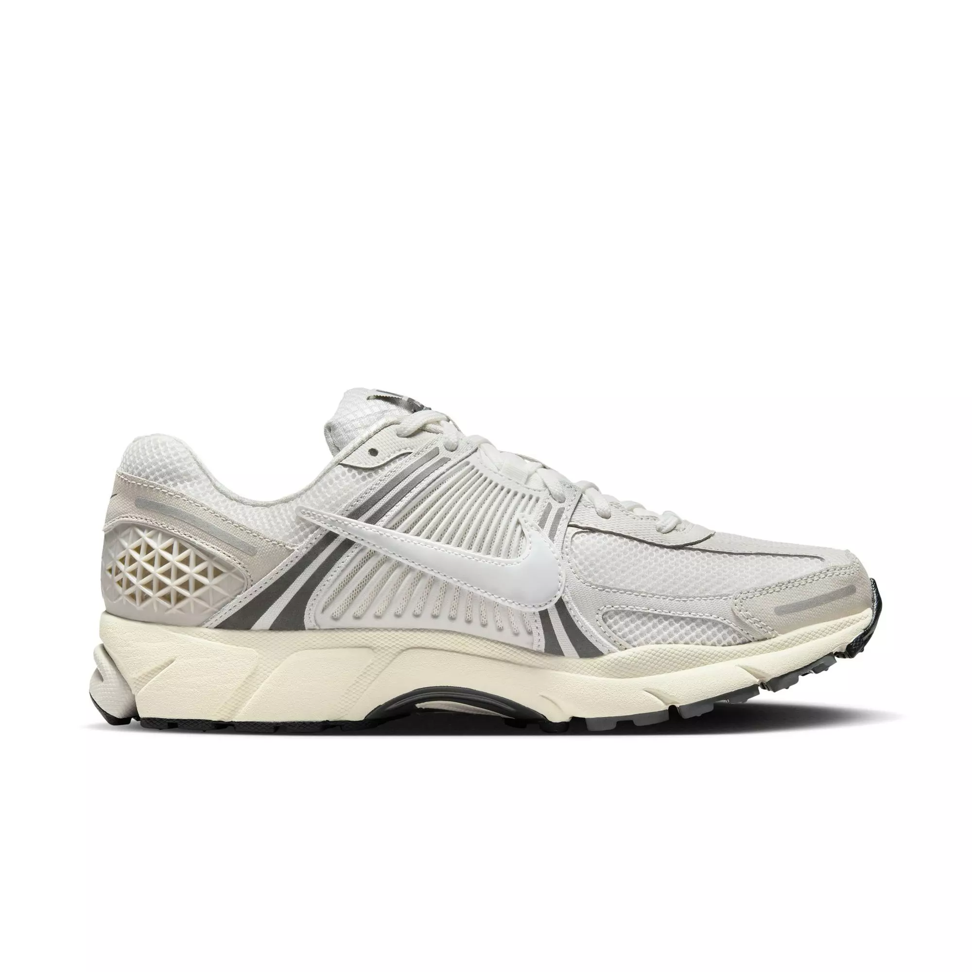 Nike Vomero 5 "Platinum Tint/Photon Dust/Cashmere" Men's Shoe - PLATINUM