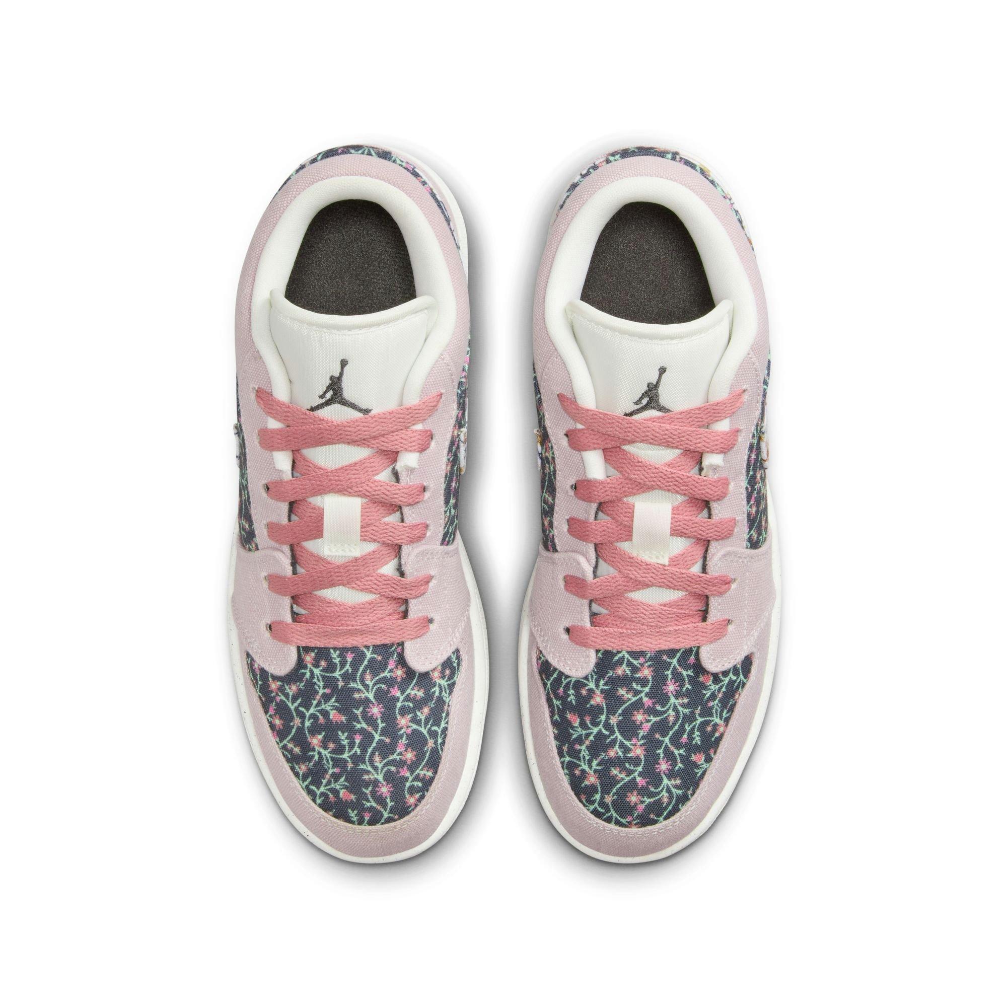Jordan 1 Low SE Grade School Girls' "Platinum Violet/Sail/Anthracite" Shoe