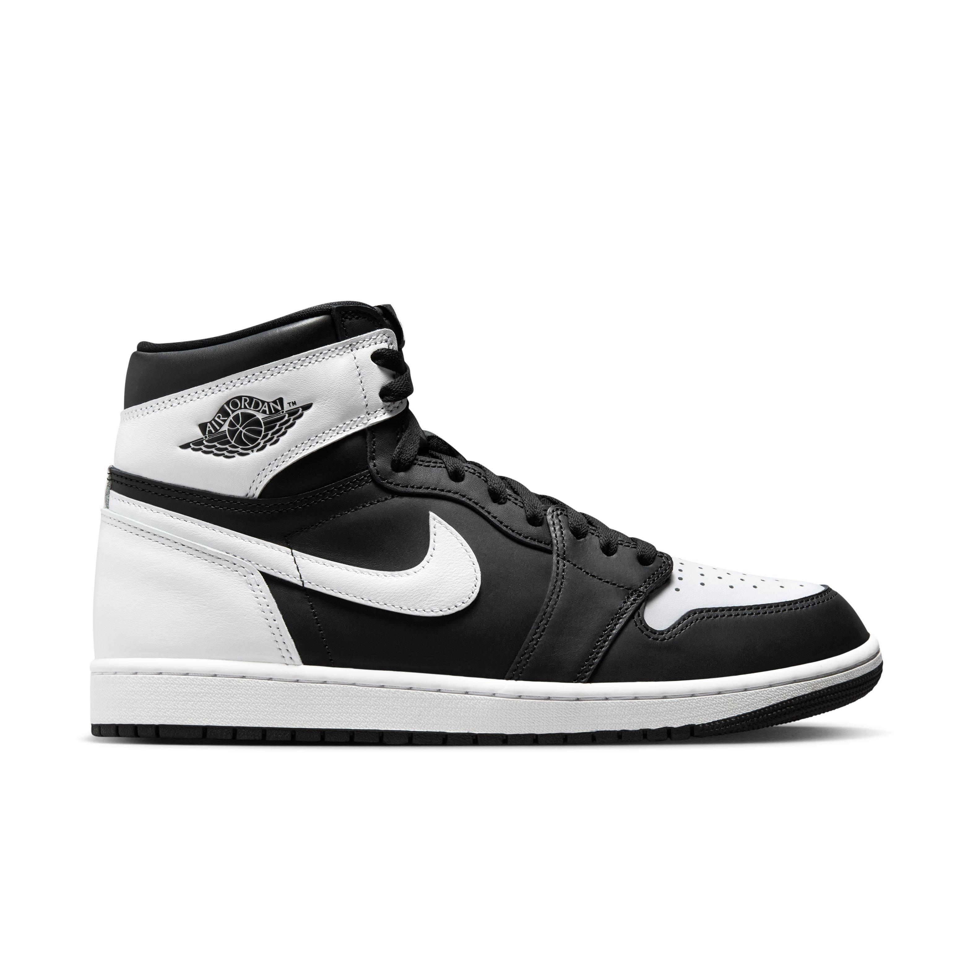 Jordan 1 Retro High OG Men's "Black/White" Shoe