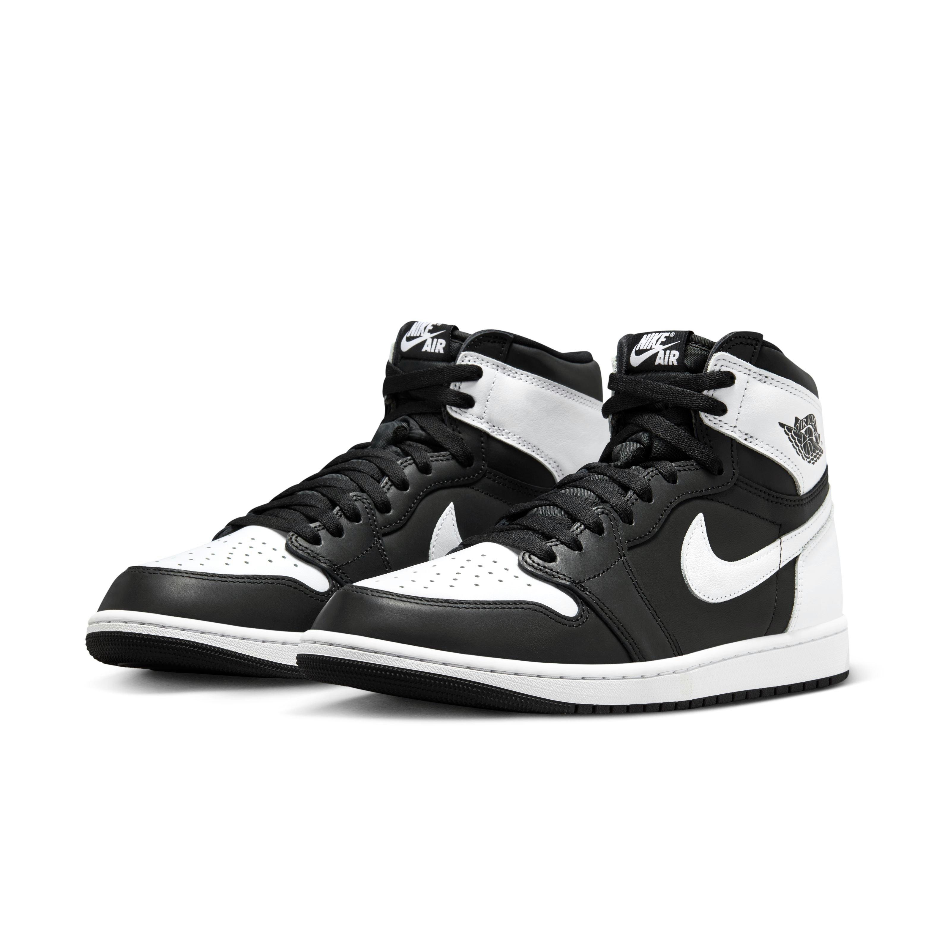 Jordan 1 Retro High OG Men's "Black/White" Shoe