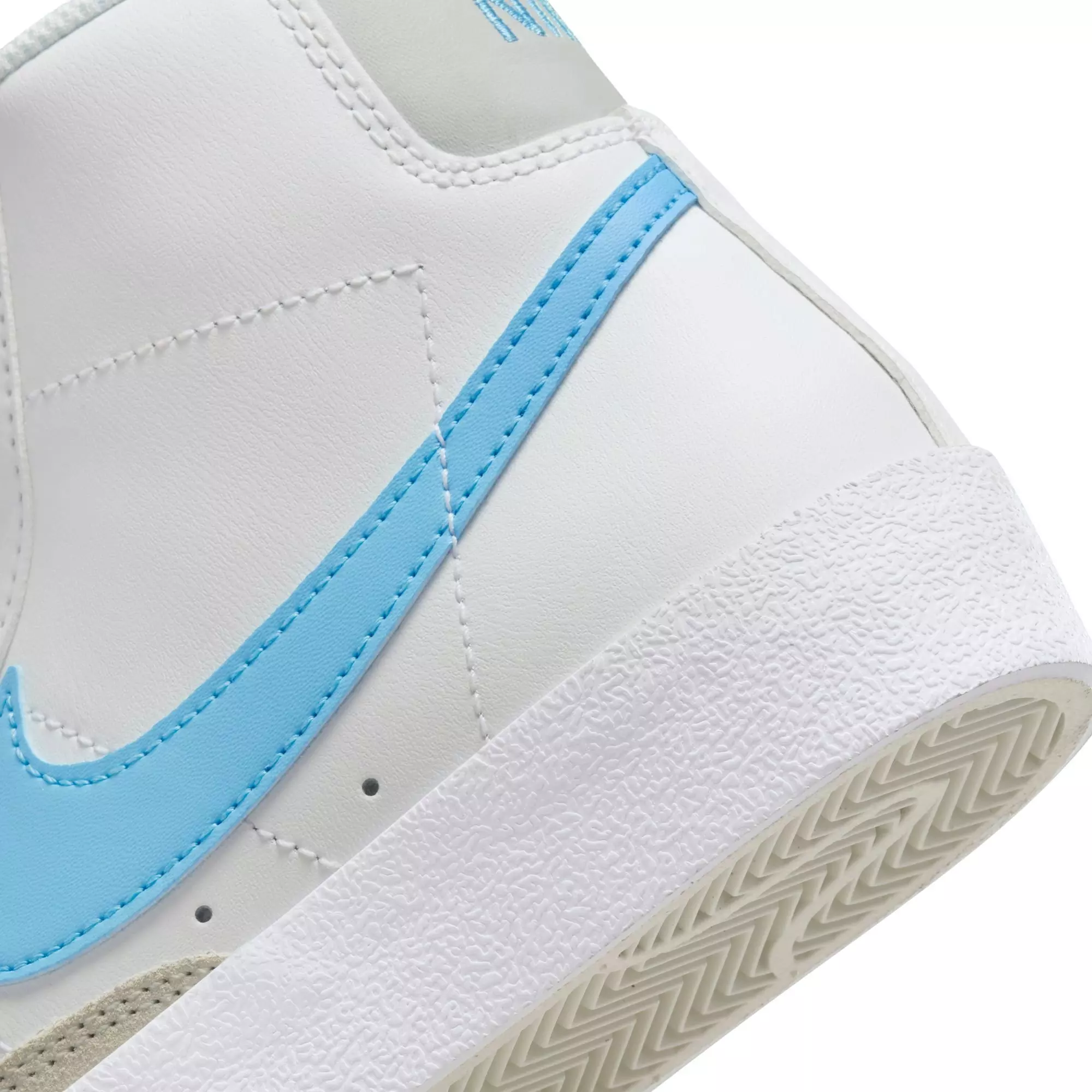 Nike Blazer Mid '77 "Summit White/Aquarius Blue/Photon Dust" Grade School Boys' Shoe - WHITE/BLUE
