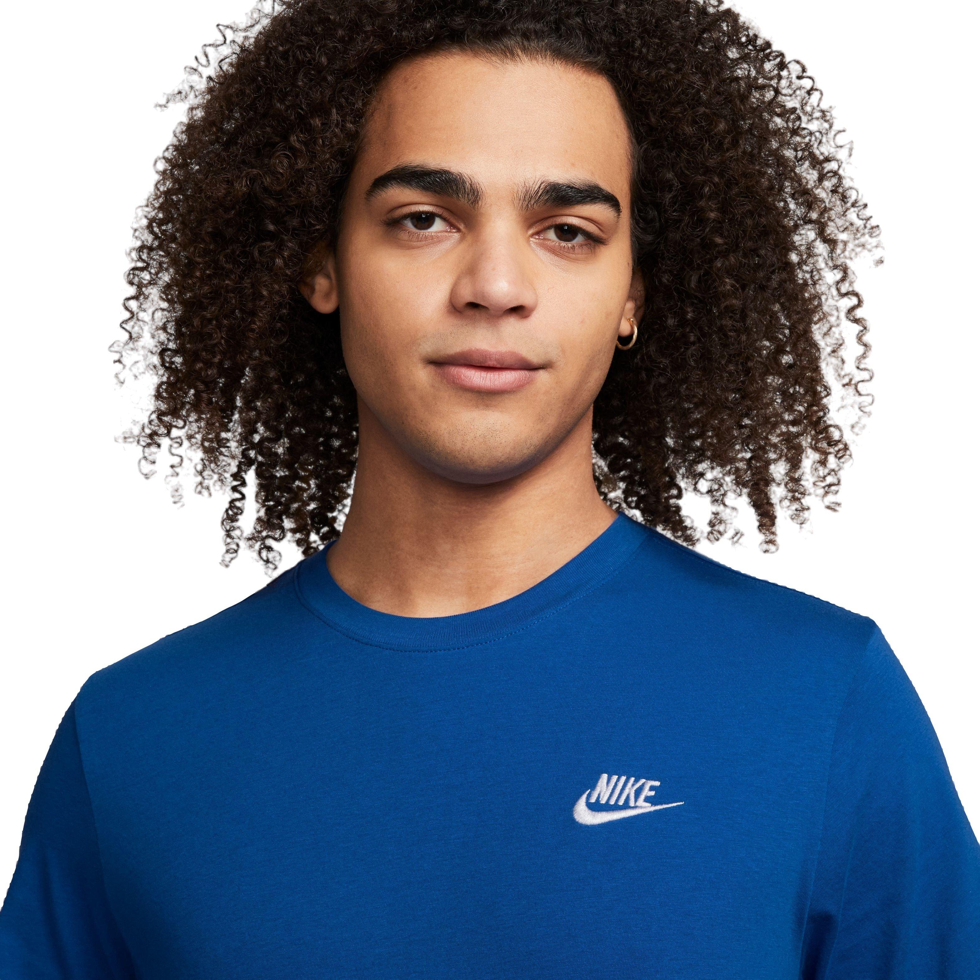 Nike Men's Sportswear Club Tee - Royal - ROYAL Thumbnail View 3