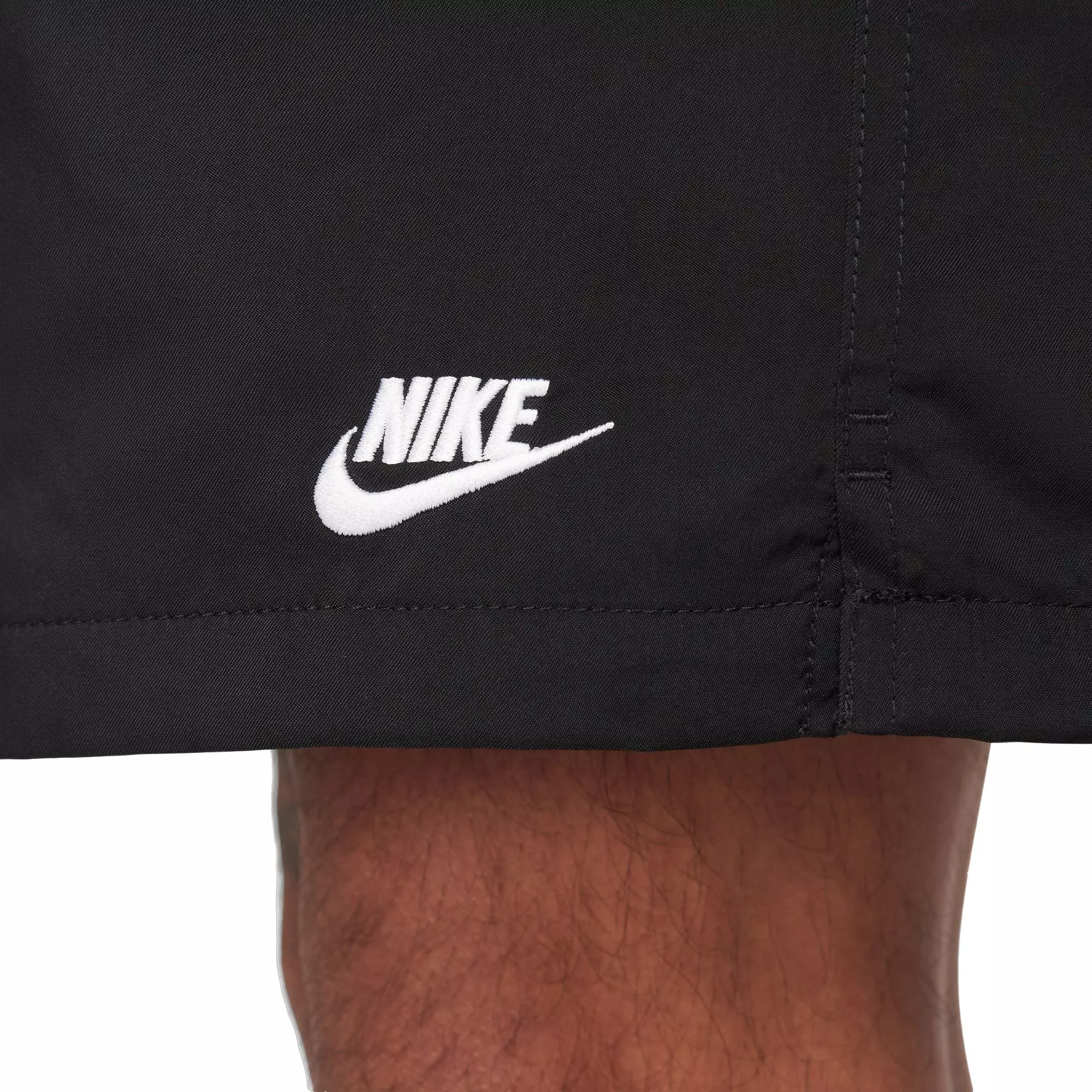 Nike Men's Club Flow Shorts - Black - BLACK