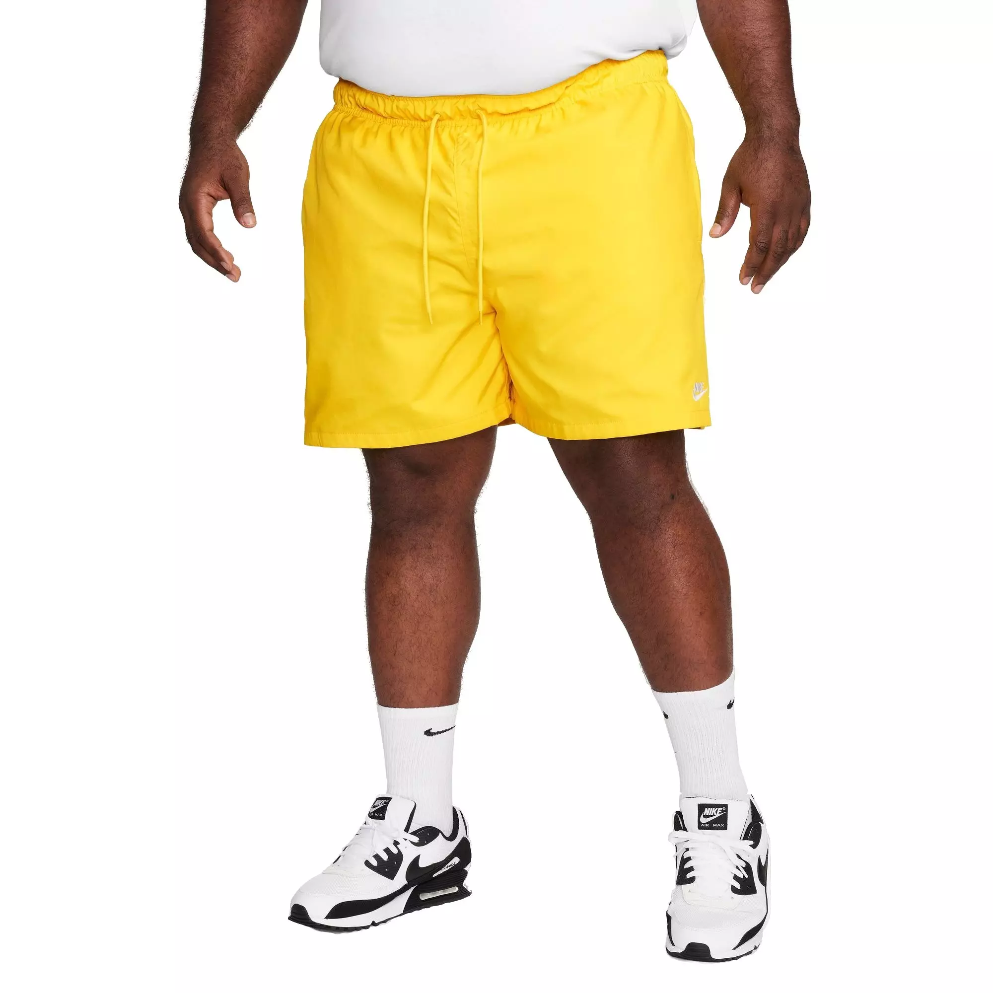Nike Men's Club Flow Shorts - Yellow - YELLOW