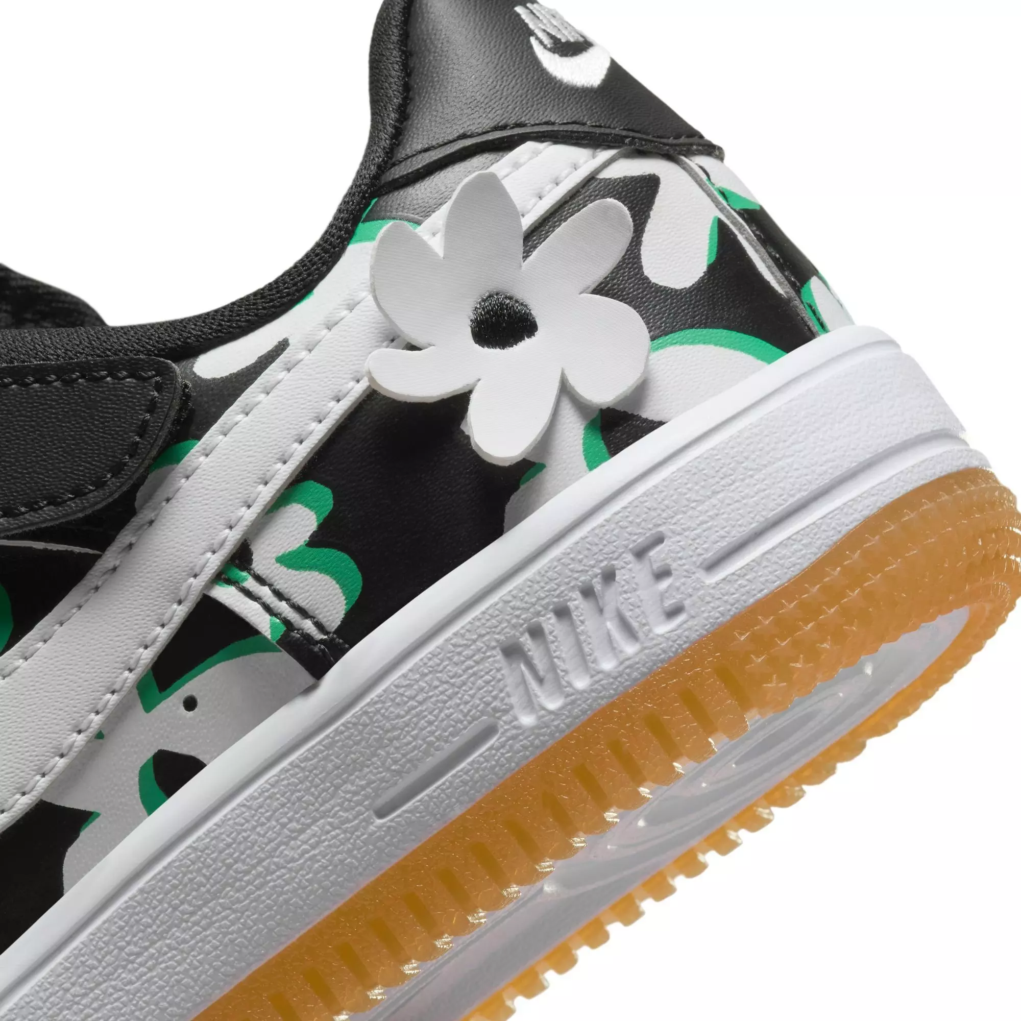 Nike Force 1 Low LV8 EasyOn "Black/White/Spring Green/Gum Light Brown" Preschool Girls' Shoe - BLACK/WHITE/GREEN