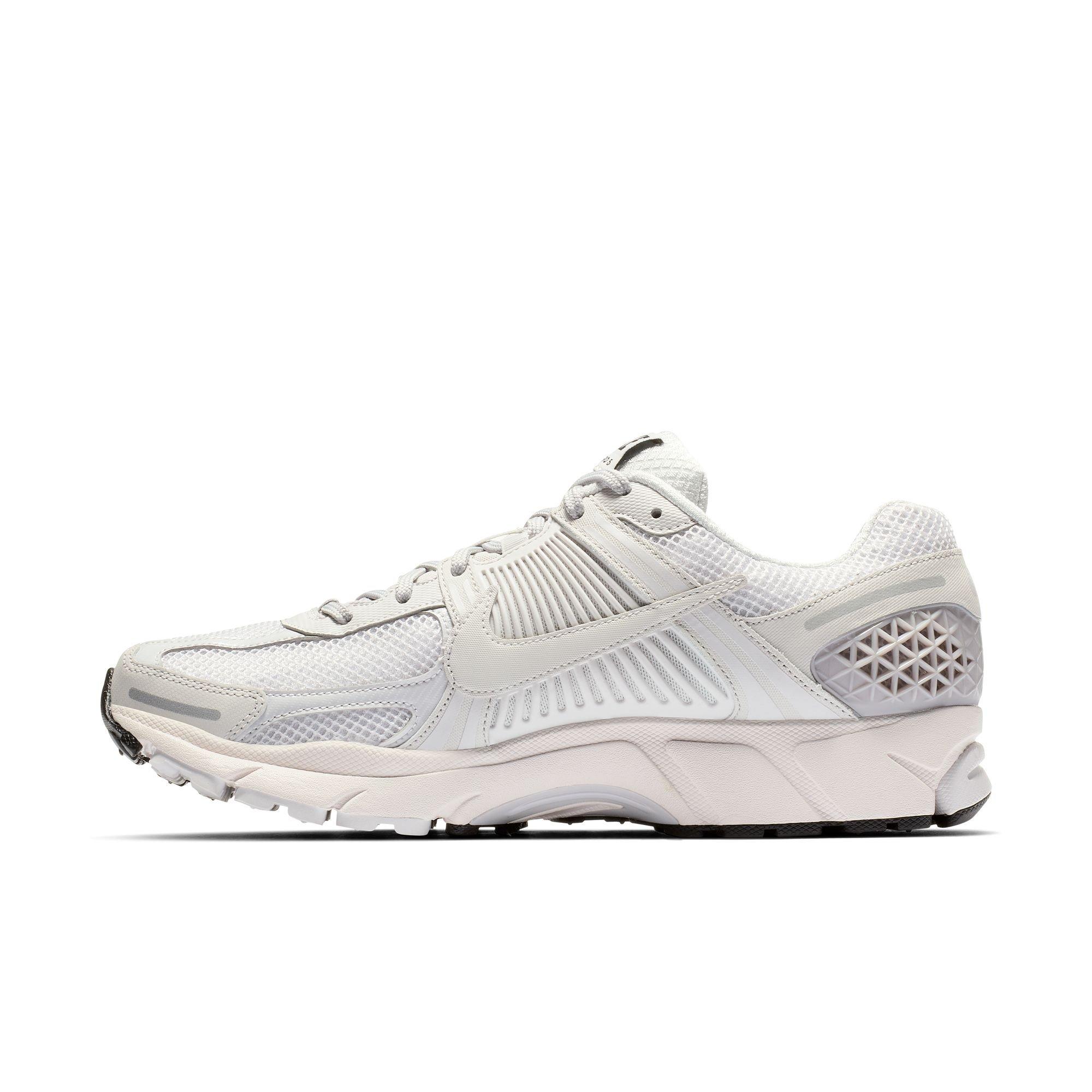 Vomero 5 sp nike sales