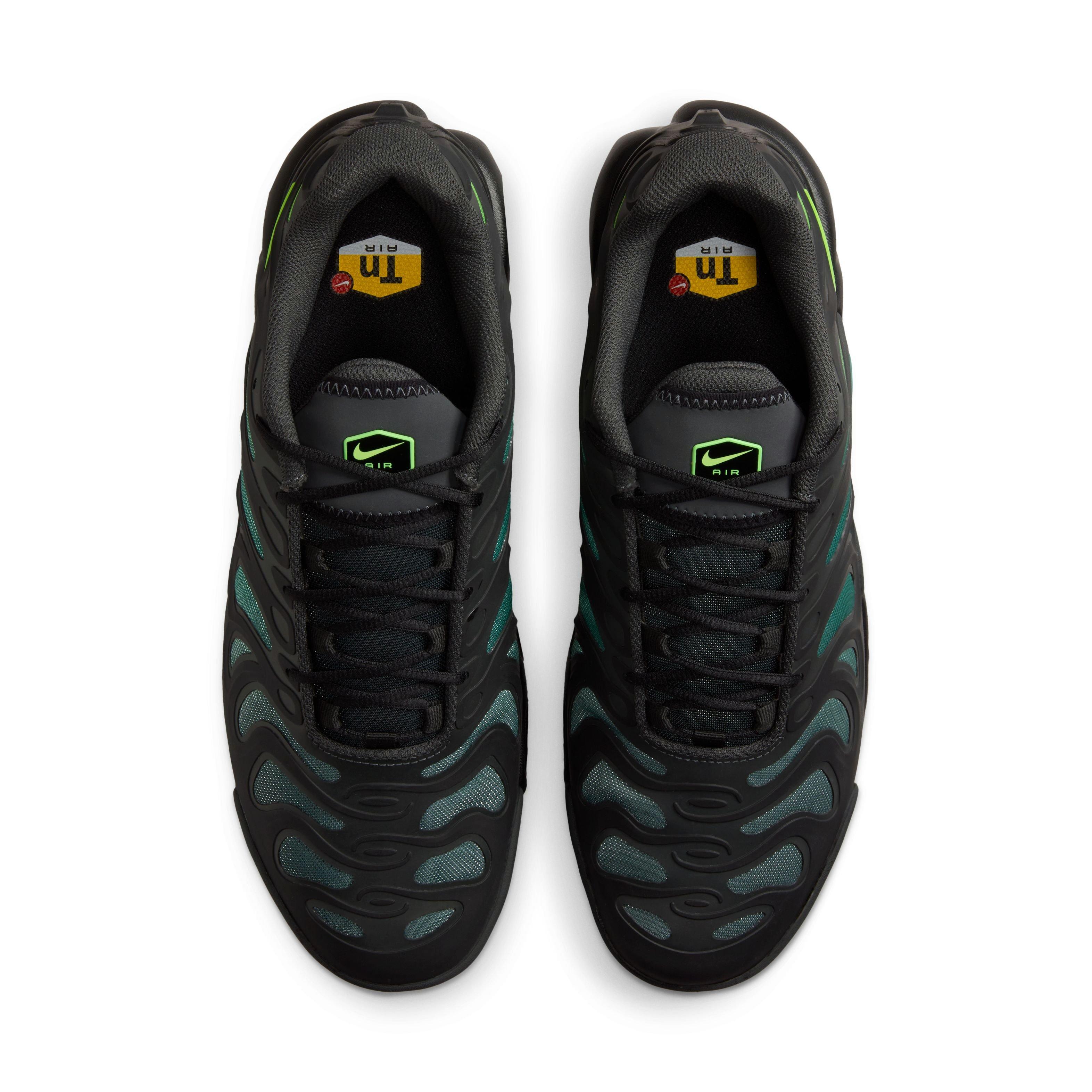 air max plus green strike