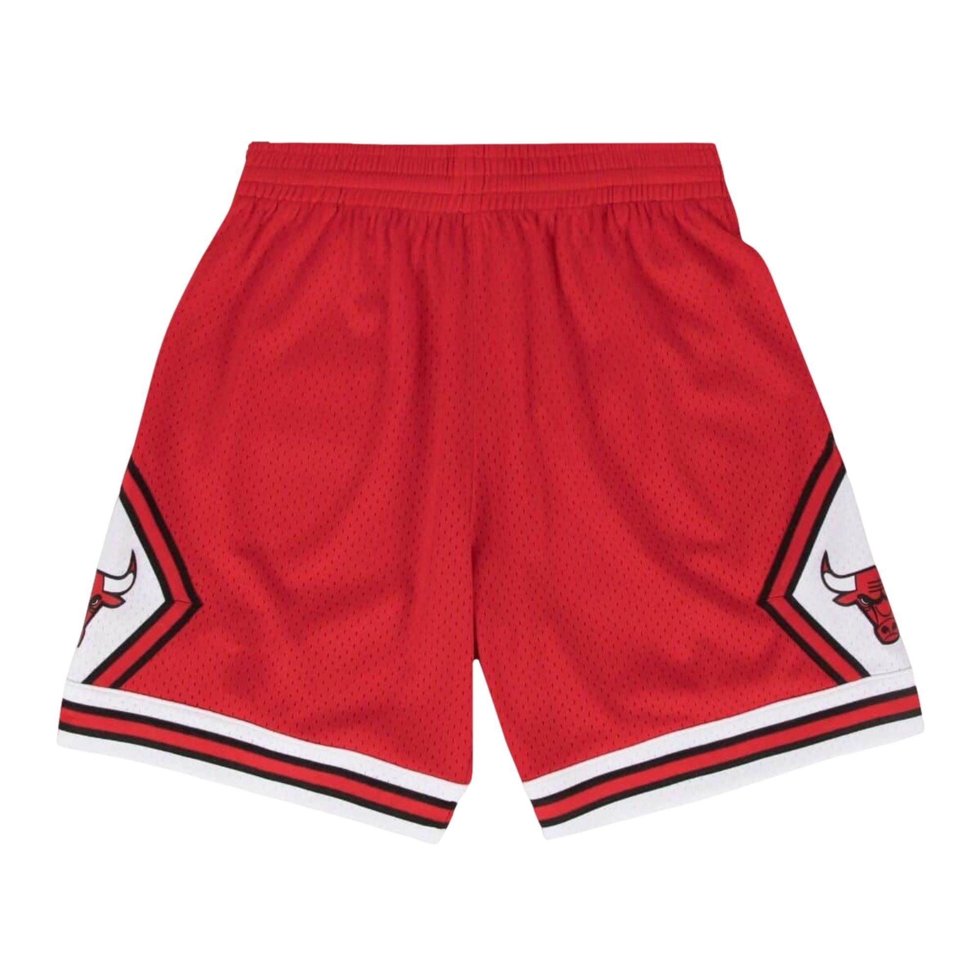 Mitchel & Ness Men's Chicago Bulls Roses Banners Shorts - RED Thumbnail View 2