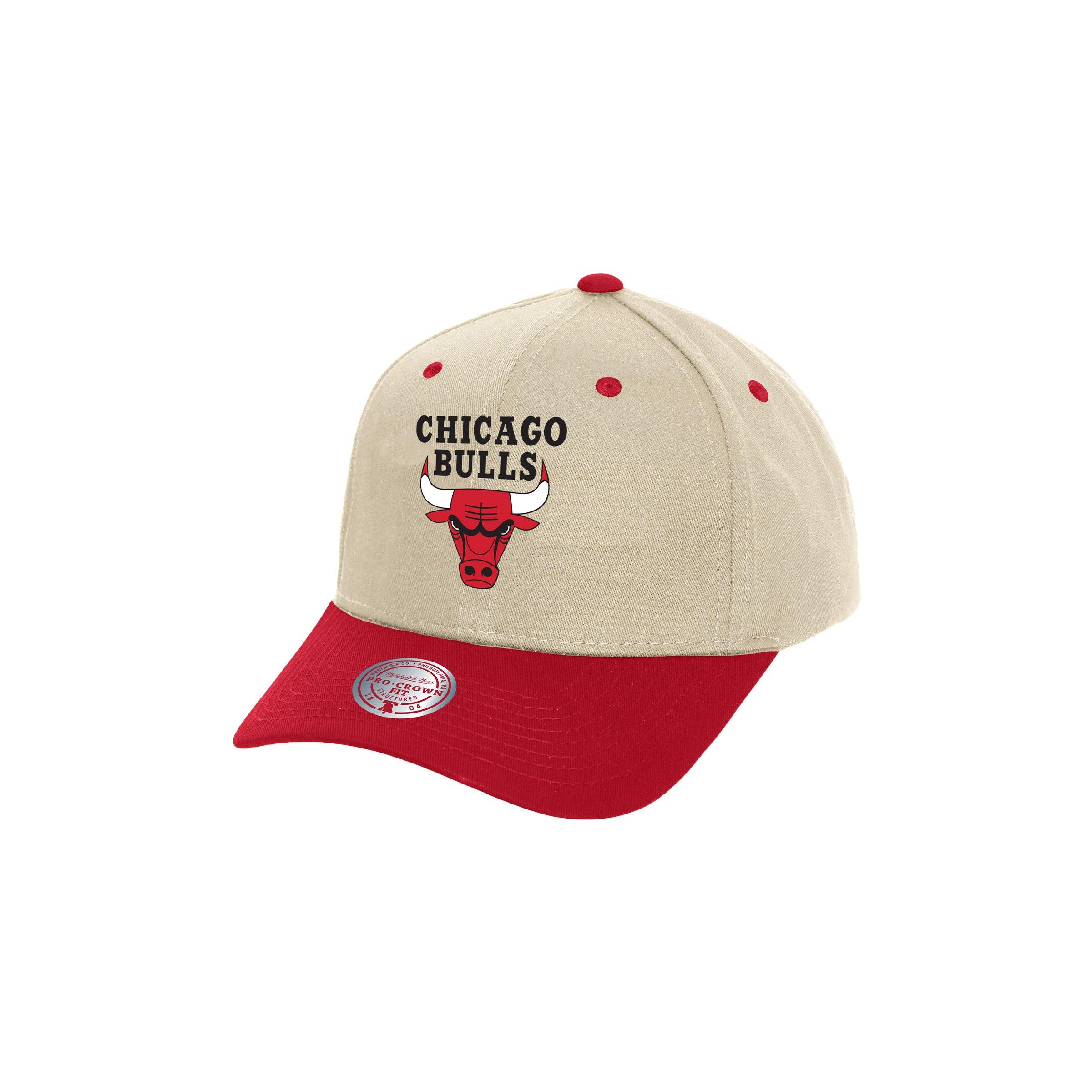Mitchell & Ness Game On Pro Chicago Bulls Snapback Hat - CREAM