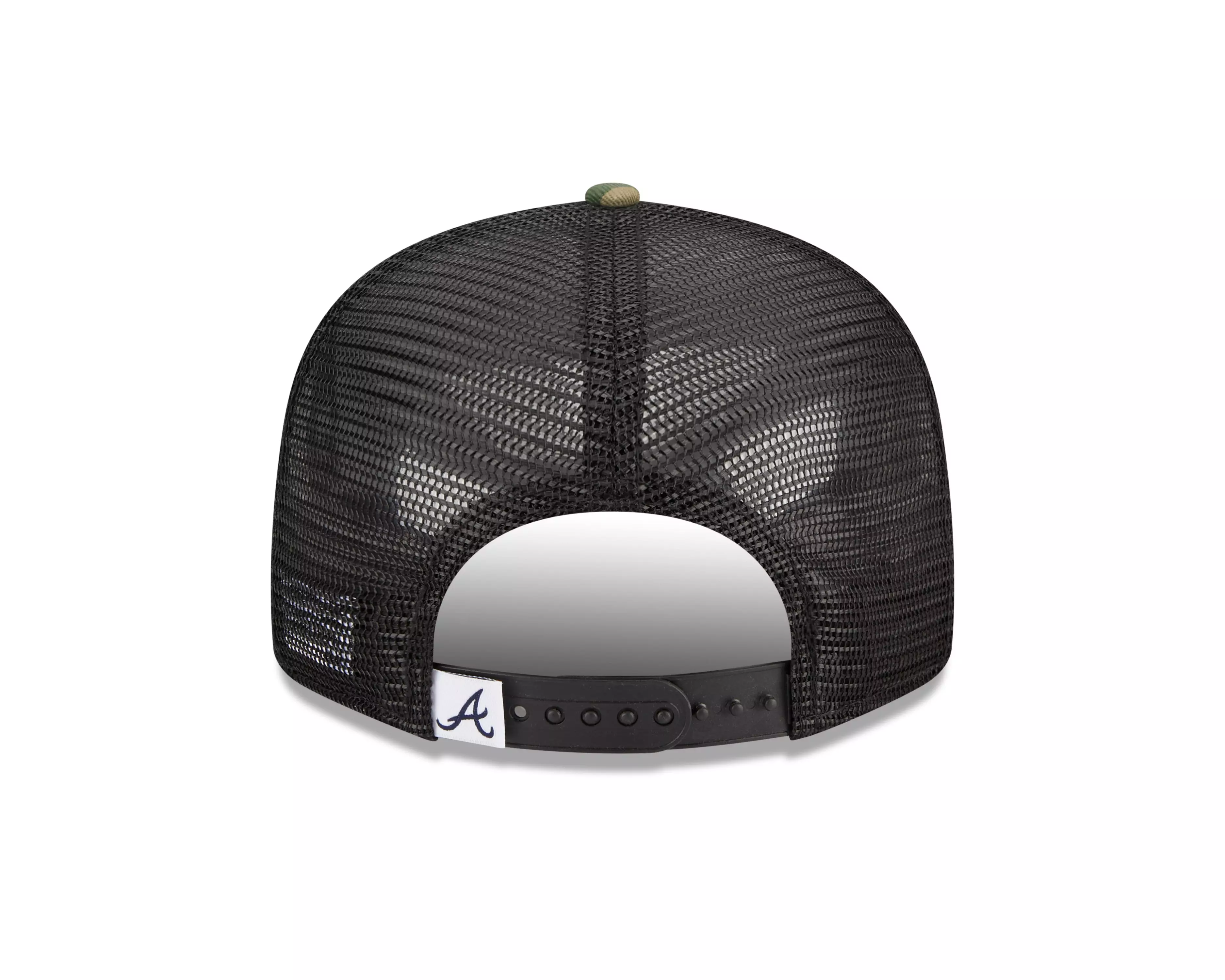New Era Atlanta Braves 9FIFTY Trucker Snapback Hat - Camouflage - GREEN