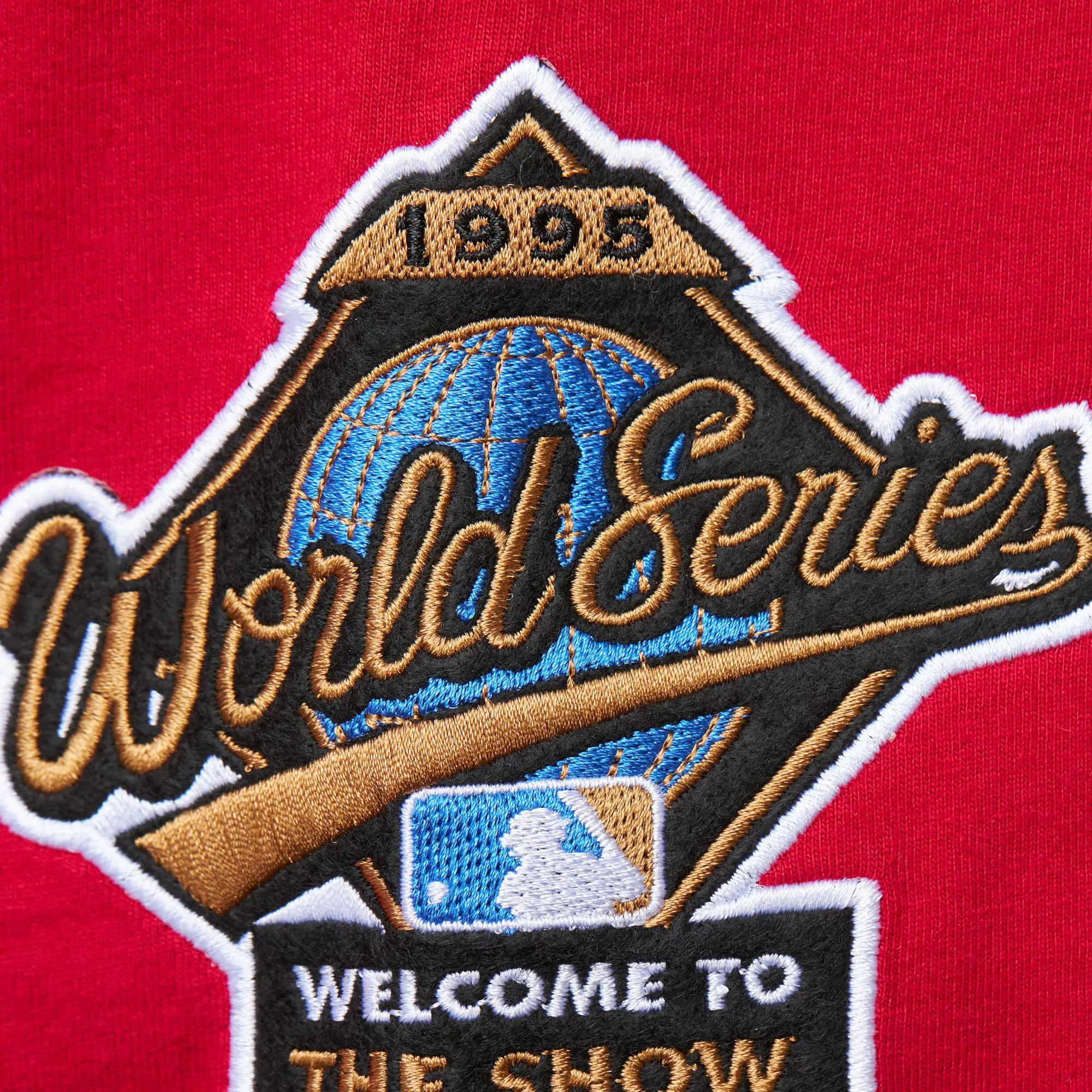 Mitchell & Ness Men's Atlanta Braves Hometown Vintage Logo Short Sleeve Shirt  -  Red - RED