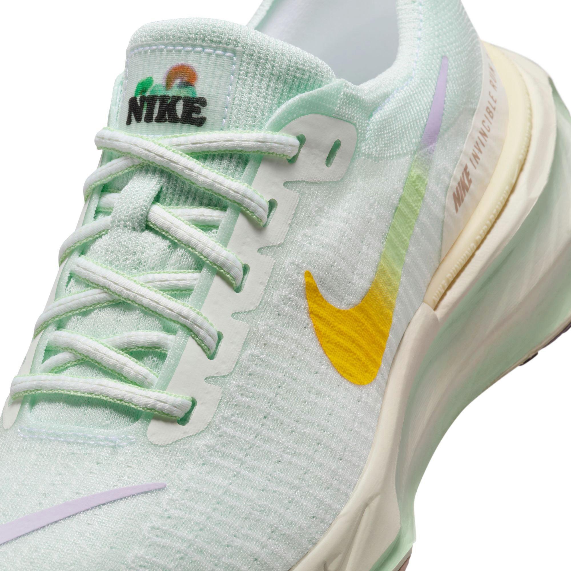 Nike Zoom Invincible 3 "Barely Green/Multi-Color/Sail" Women's Road Running Shoe - CREAM Thumbnail View 9