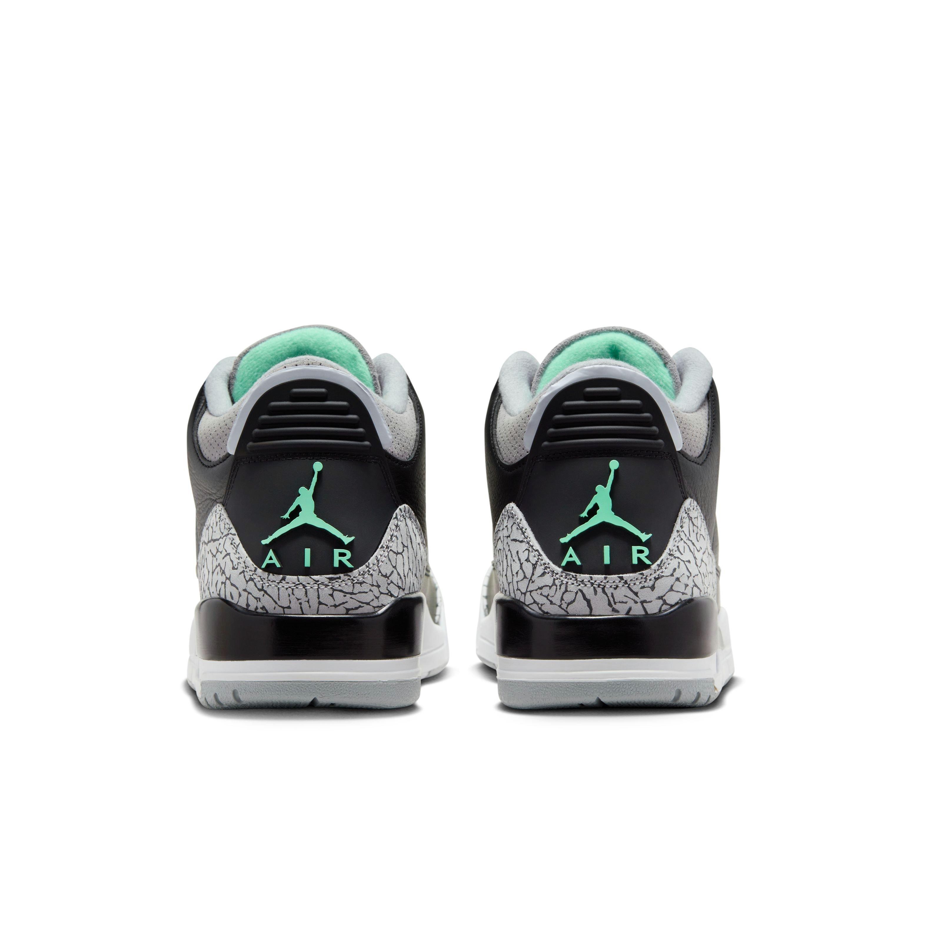 Jordan 3 Retro "Green Glow" Men's Shoe - BLACK/GREEN GLOW/WOLF GREY Thumbnail View 9