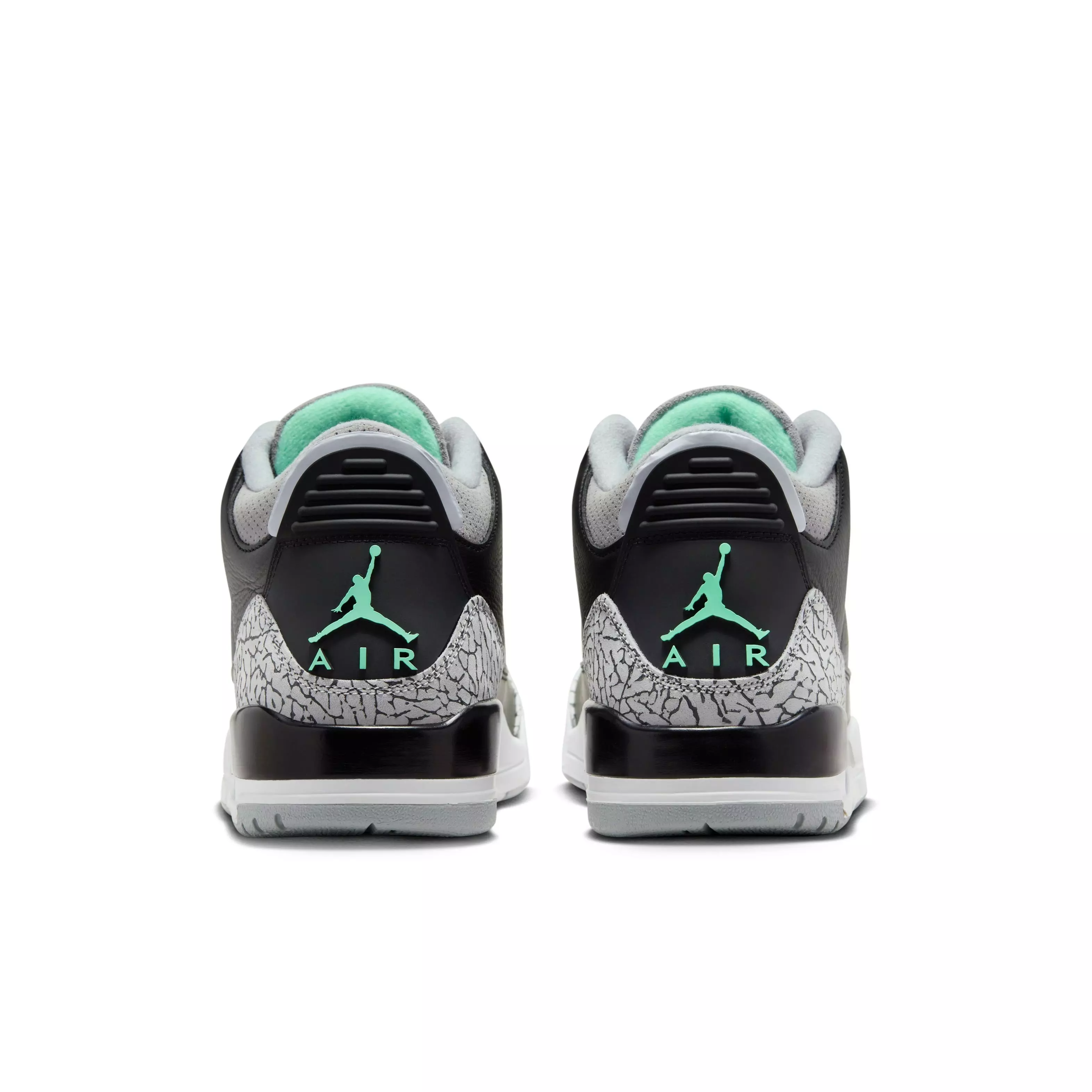 Jordan 3 Retro "Green Glow" Men's Shoe - BLACK/GREEN GLOW/WOLF GREY