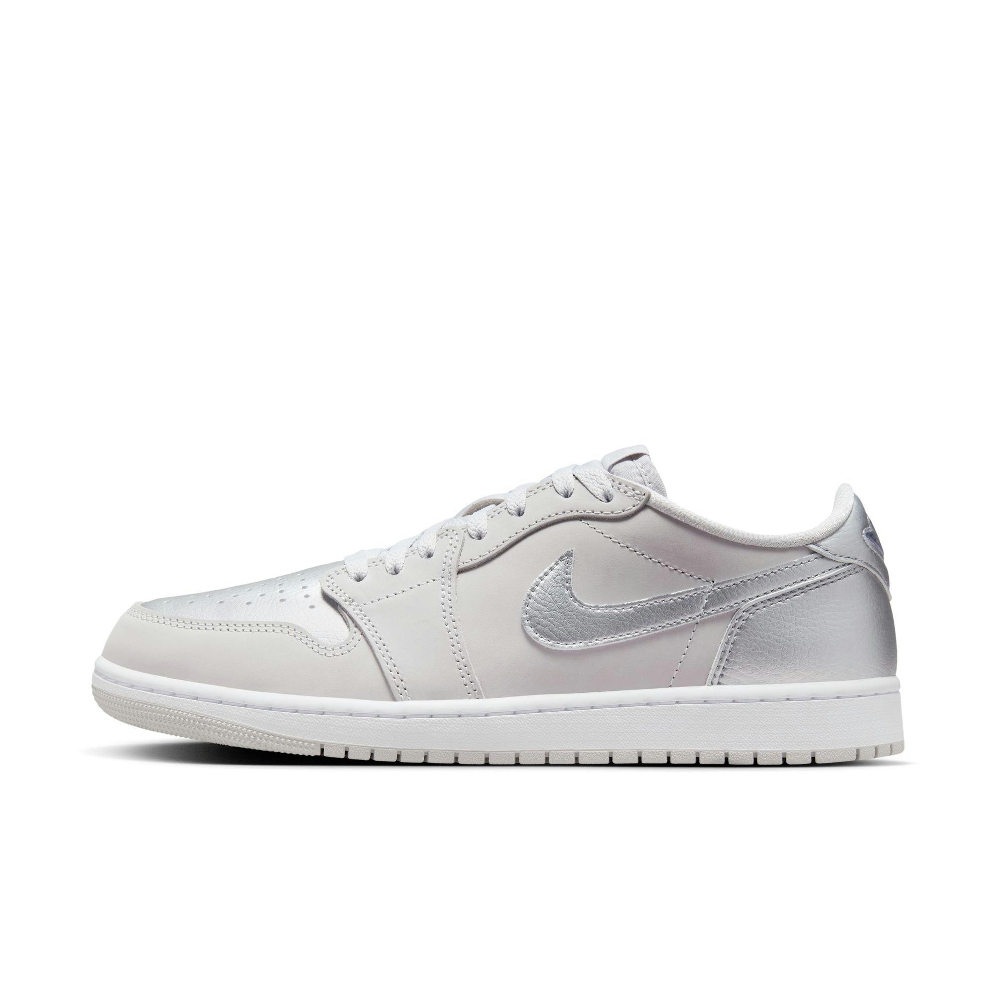 Jordan 1 Retro Low OG "Metallic Silver" Men's Shoe - NEUTRAL GREY/METALLIC SILVER/WHITE Thumbnail View 8