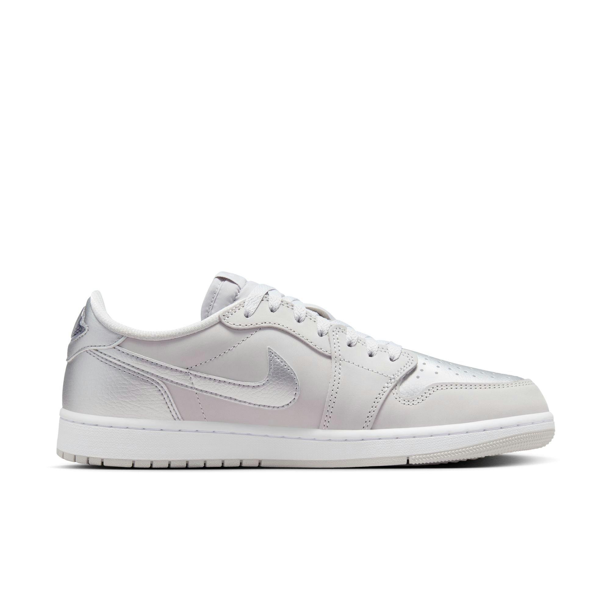 Jordan 1 Retro Low OG "Metallic Silver" Men's Shoe - NEUTRAL GREY/METALLIC SILVER/WHITE Thumbnail View 2
