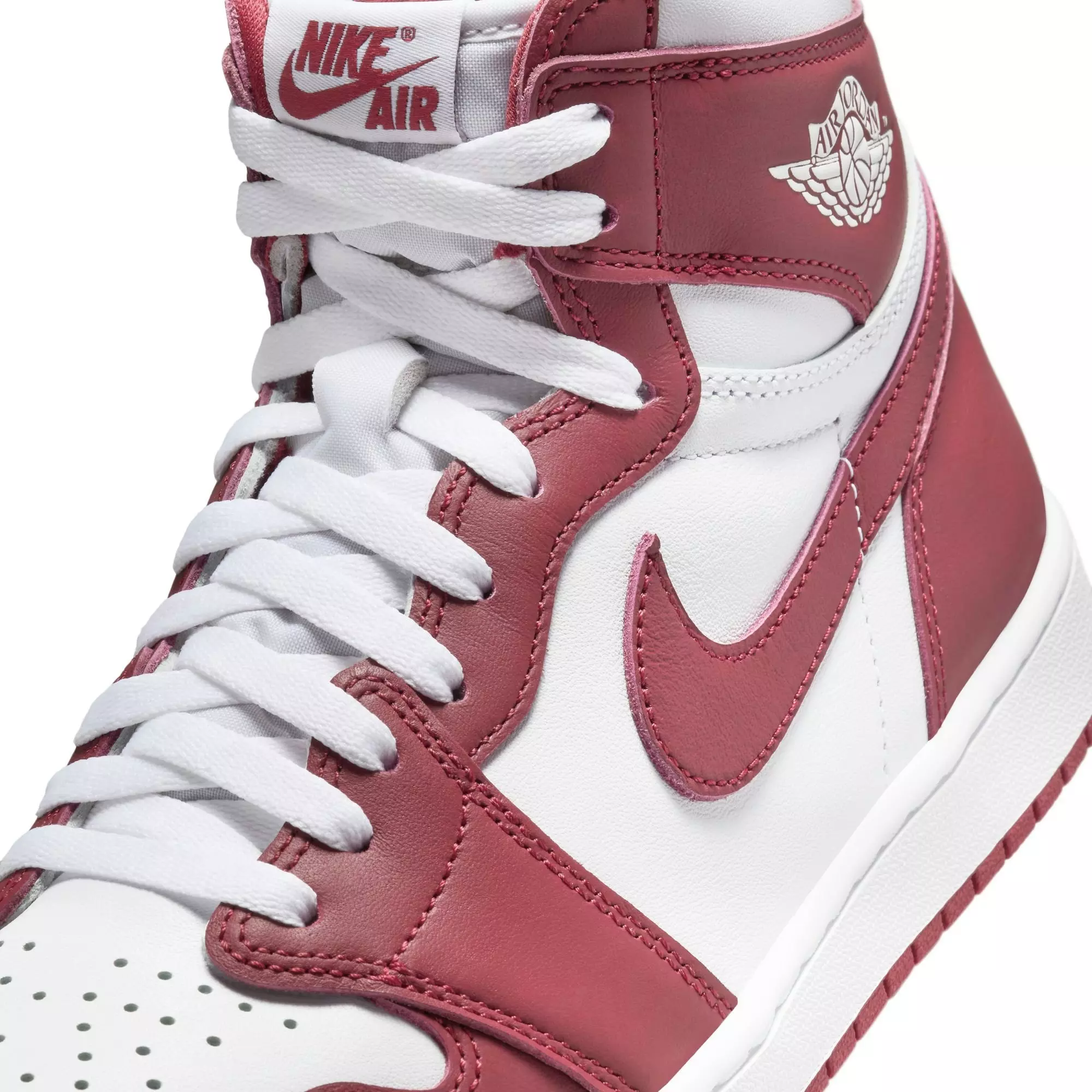 Jordan 1 Retro High OG "Artisanal Red" Men's Shoe - WHITE/TEAM RED