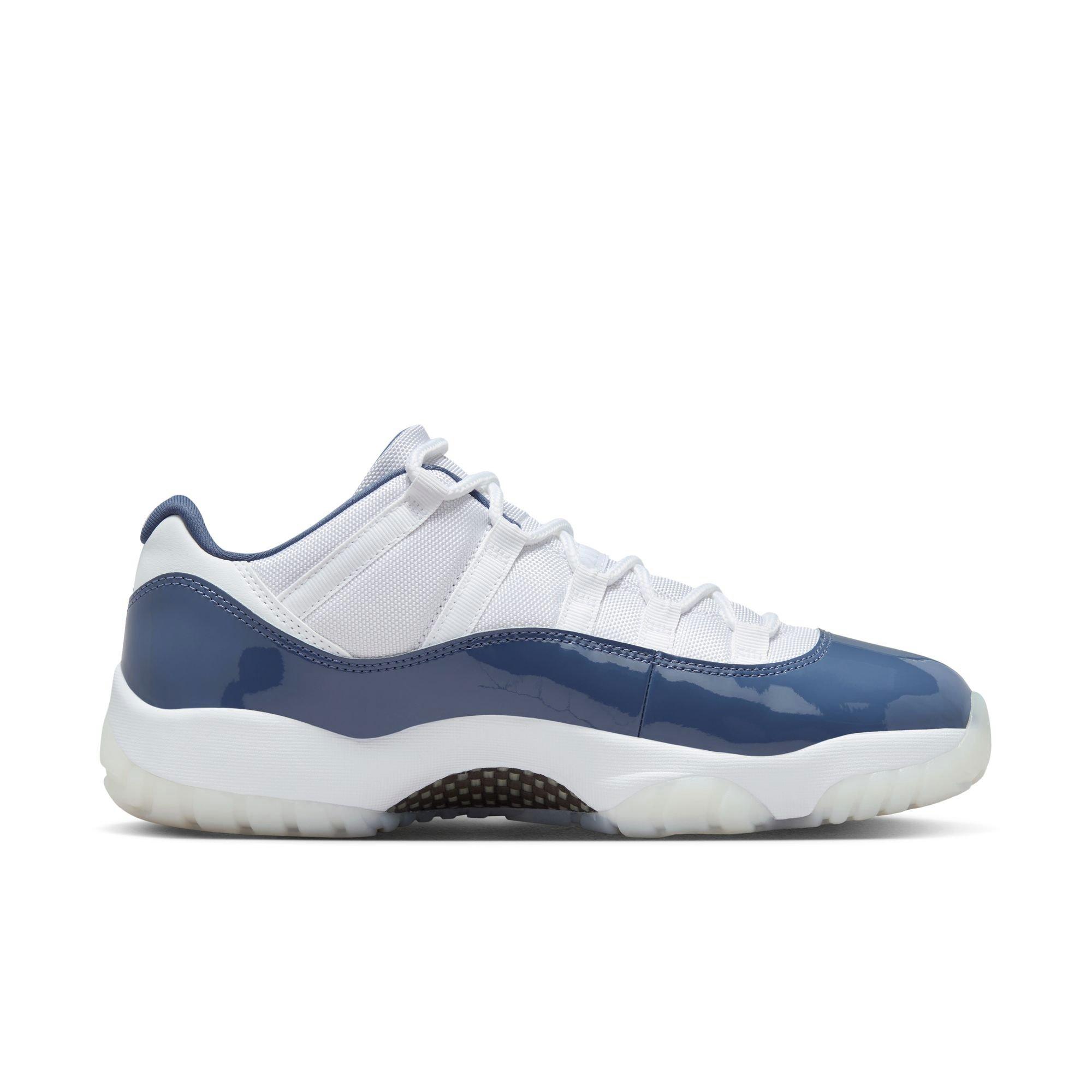 Jordan 11 concord hibbett sports best sale