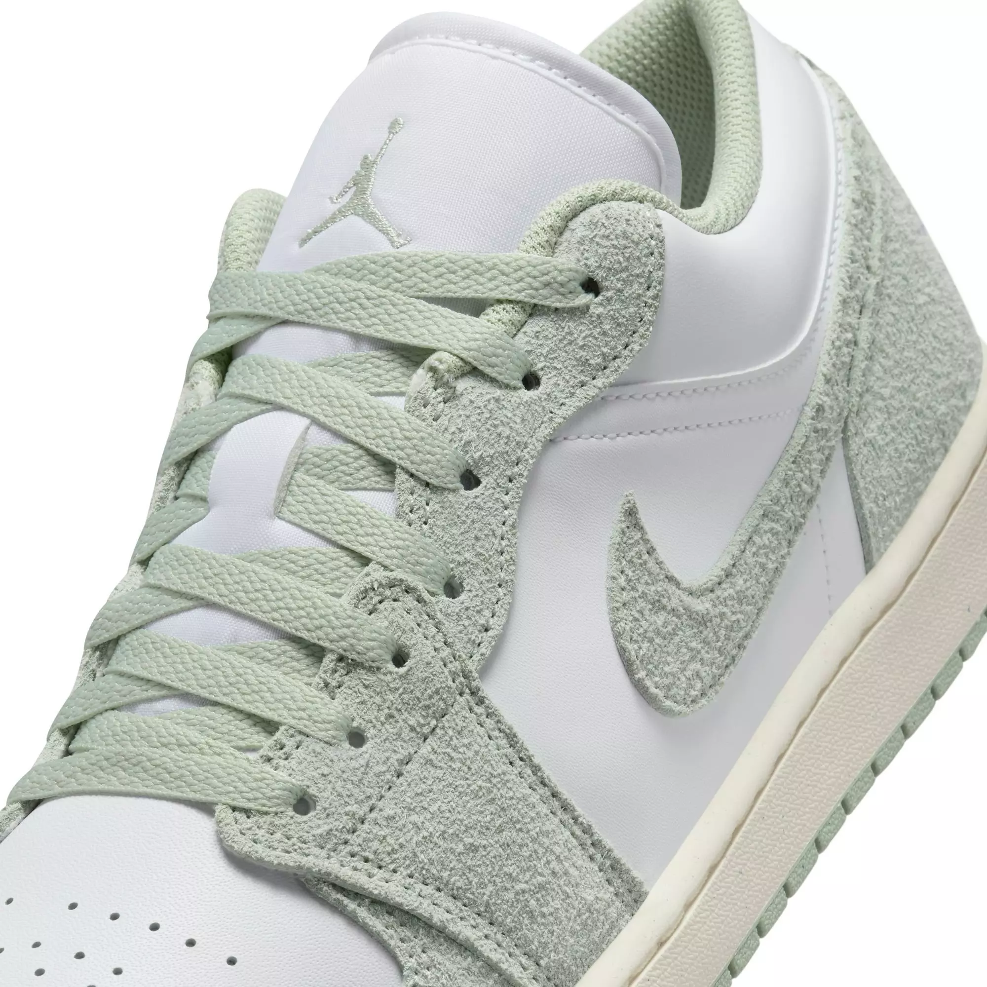 Jordan 1 Low SE "White/Seafoam/Sail" Men's Shoe - WHITE/TEAL