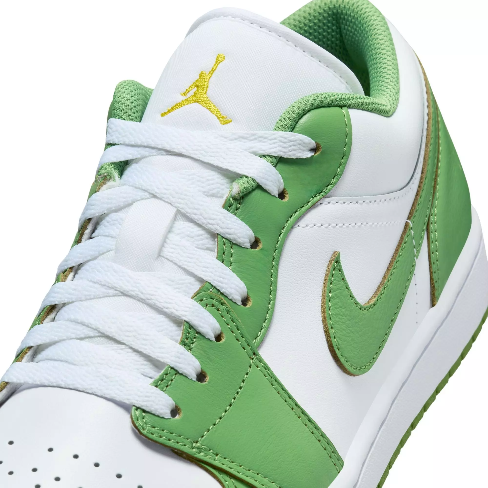 Jordan 1 Low SE "White/Chlorophyll/Lightening" Men's Shoe - WHITE/GREEN
