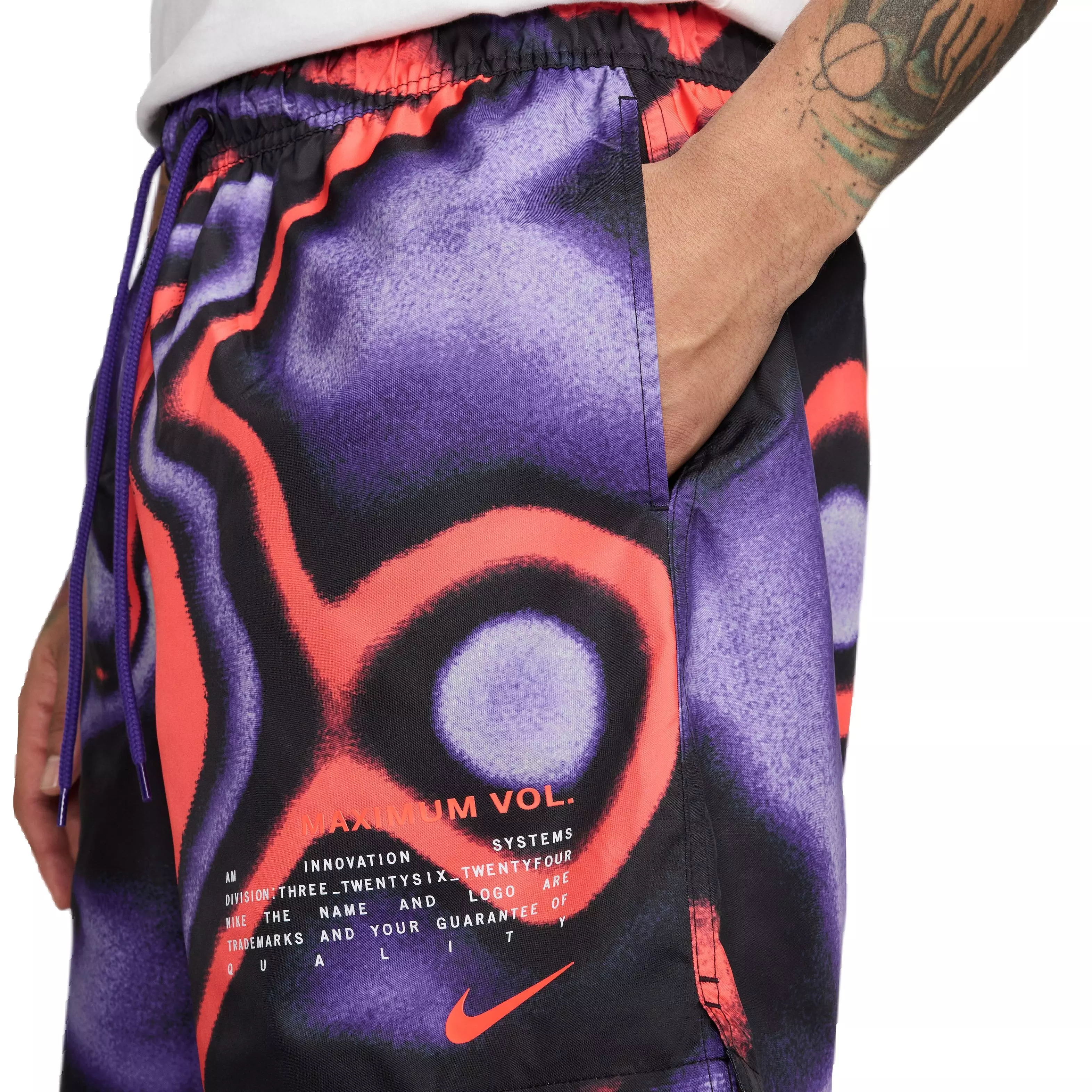 Nike Men's Sportswear Club Flow Shorts - Purple - PURPLE
