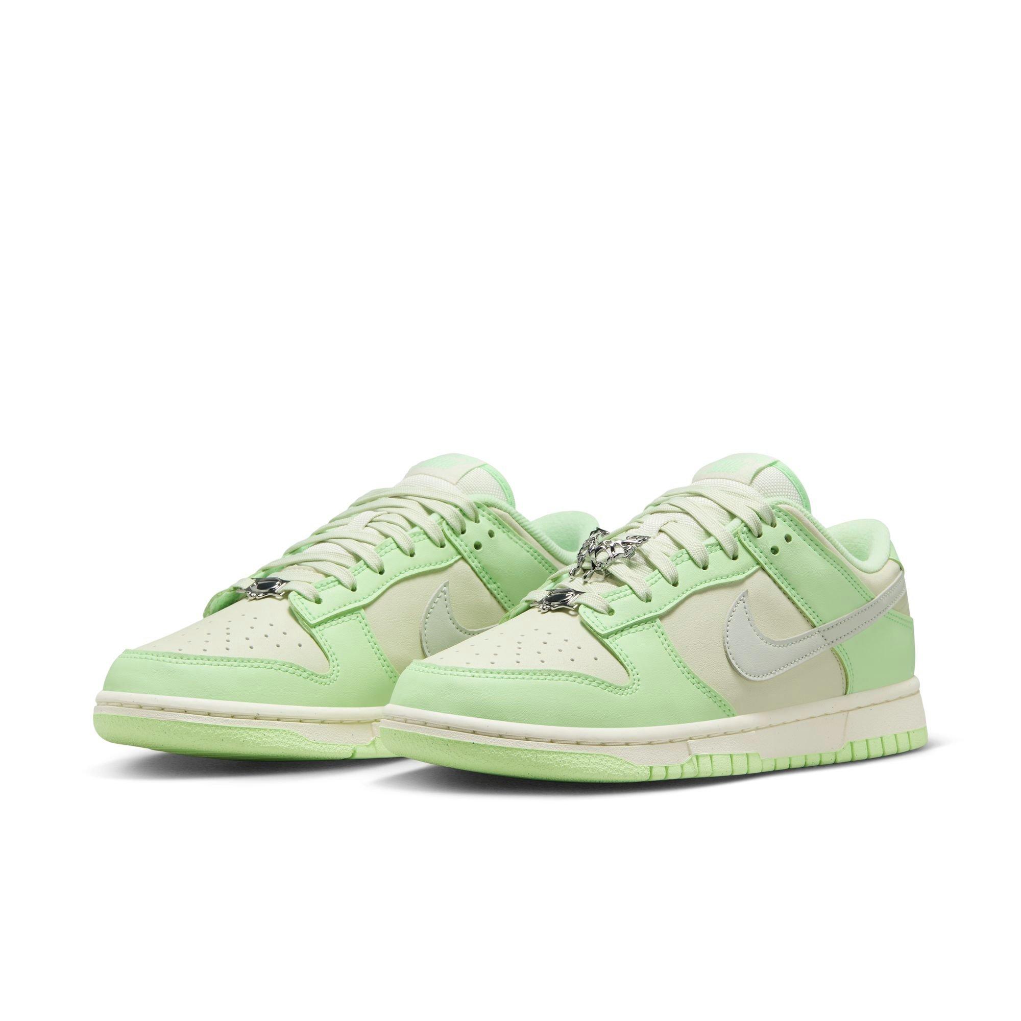 Nike Dunk Low Next Nature SE "Sea Glass" Women's Shoe - SEA GLASS/LIGHT SILVER/VAPOR GREEN Thumbnail View 3