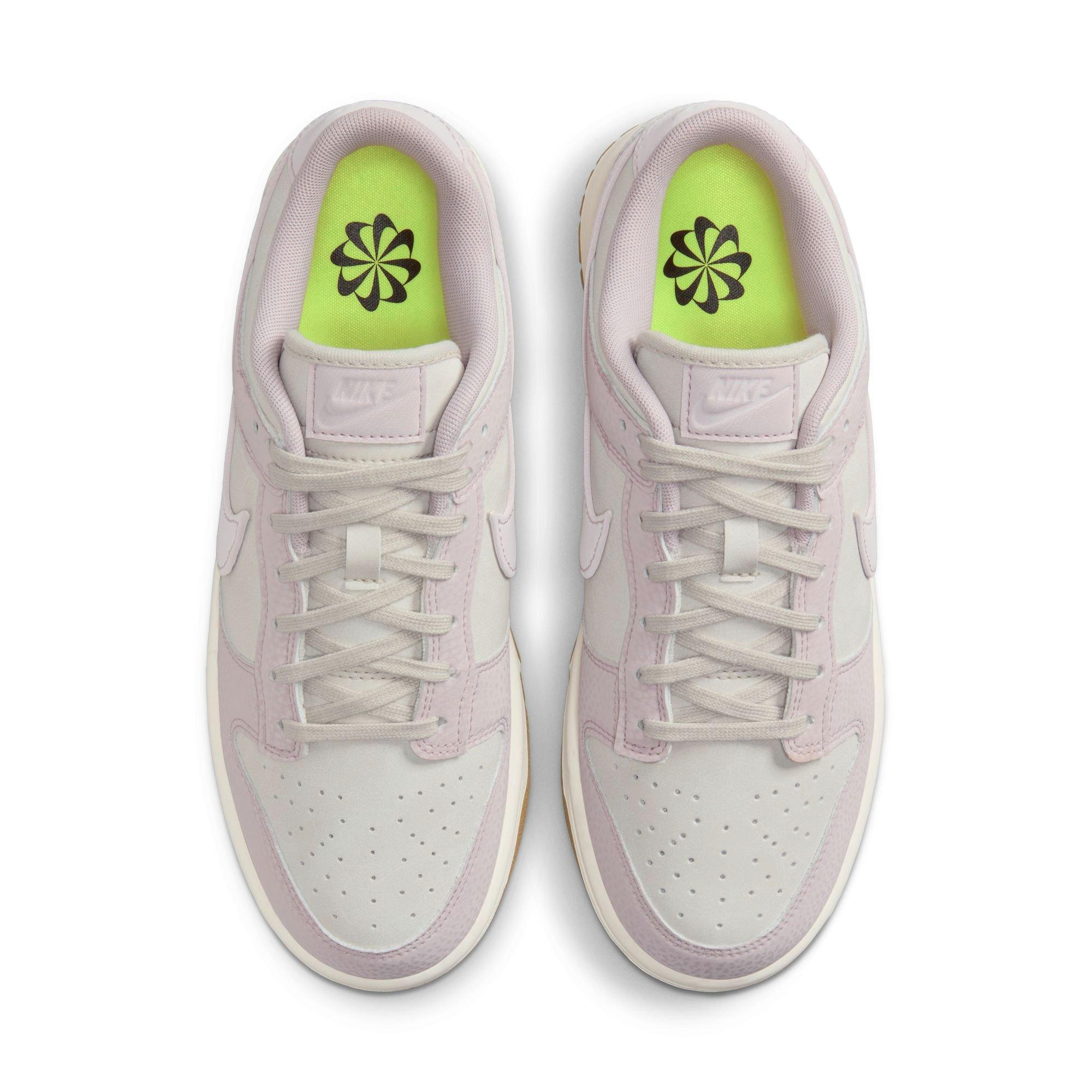 国内配送 NIKE W DUNK LOW NEXT NATURE M.PLATINUM/P.IVORY Nike Dunk Low WMNS Next Nature Platinum Violet - Mar 2024