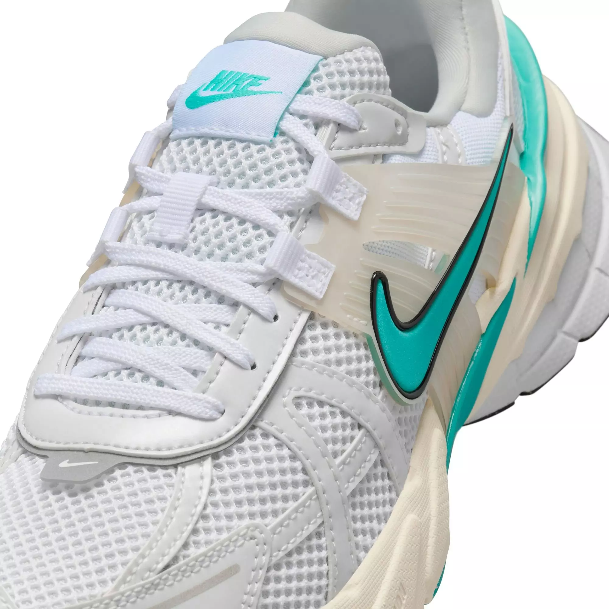 Nike V2K Run "White/Dusty Cactus/Coconut Milk" Women's Shoe - WHITE/TEAL