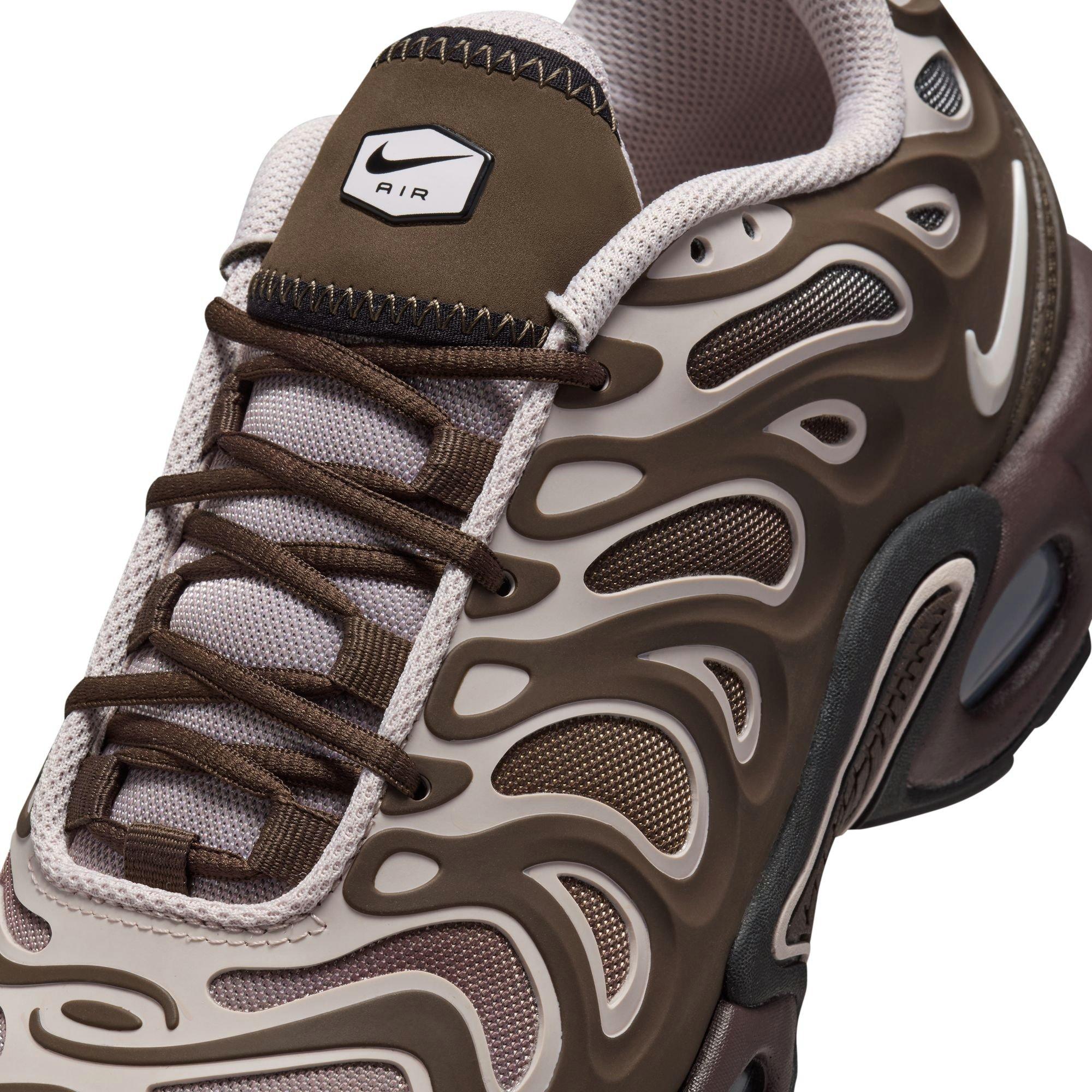 Nike Air Max Plus Drift "Baroque Brown" Women's Shoe - BAROQUE BROWN/PLATINUM VIOLET/EARTH Thumbnail View 4