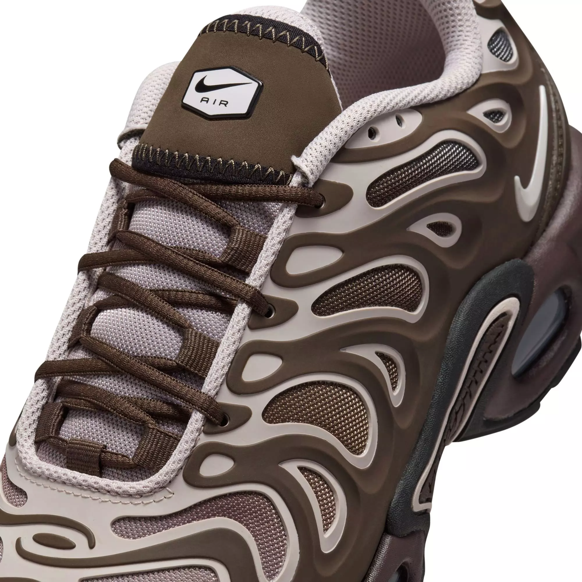 Nike Air Max Plus Drift "Baroque Brown" Women's Shoe - BAROQUE BROWN/PLATINUM VIOLET/EARTH