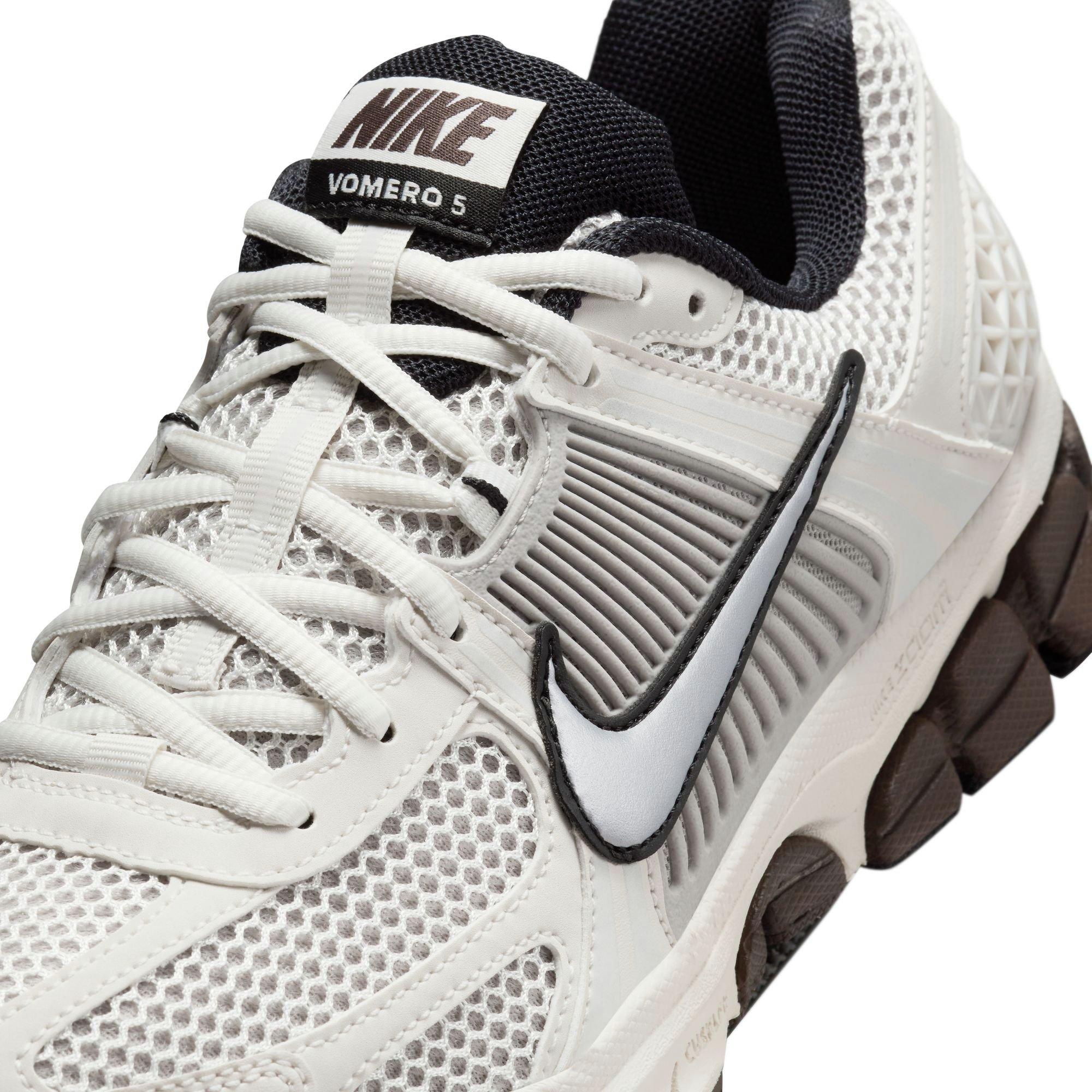 Nike Zoom Vomero 5 "Phantom/MTLC Platinum/Lt Iron Ore" Women's Shoe - OFF-WHITE Thumbnail View 10