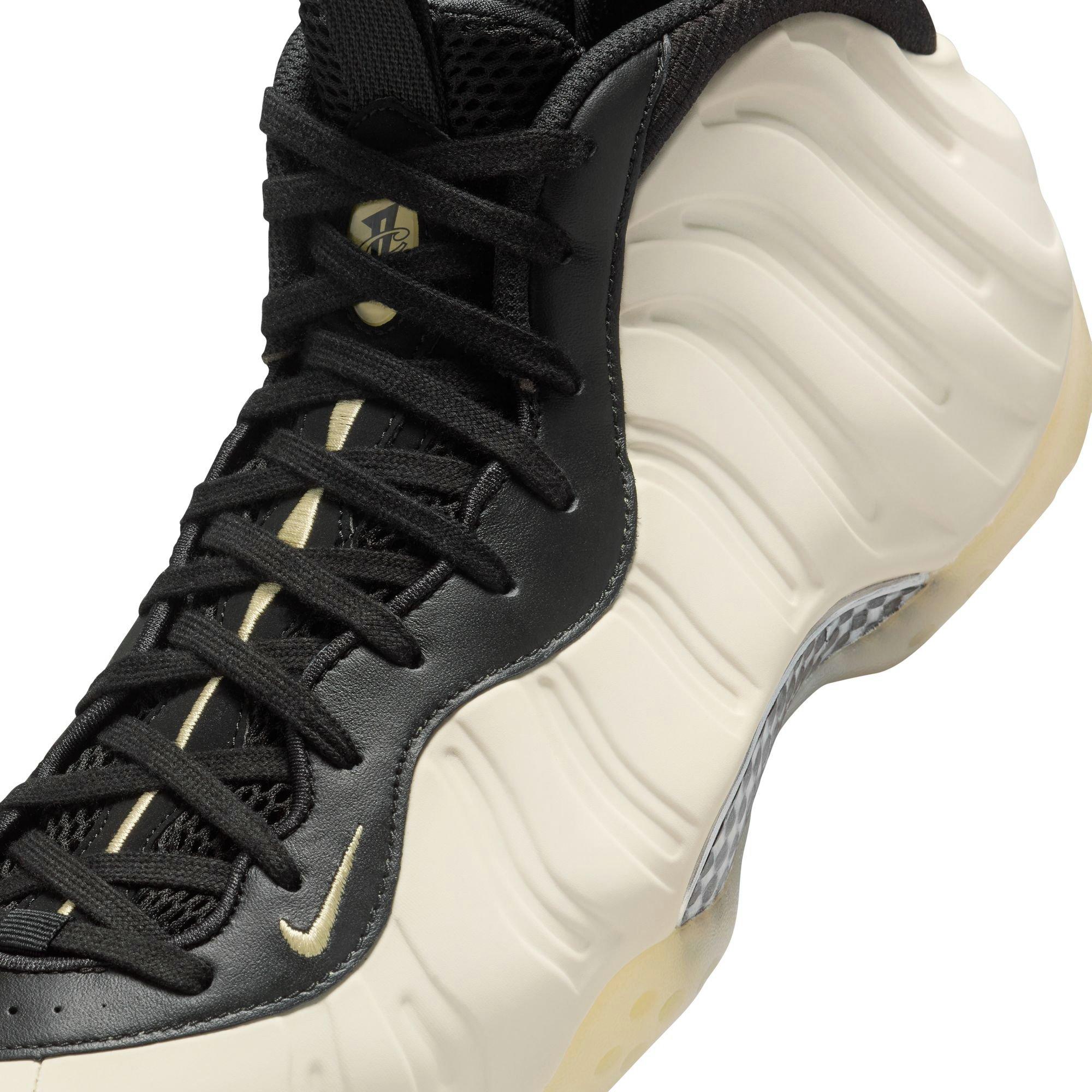 Nike Air Foamposite One "Orewood Brown" Men's Shoe - BLACK/TEAM GOLD/OREWOOD BRN Thumbnail View 4