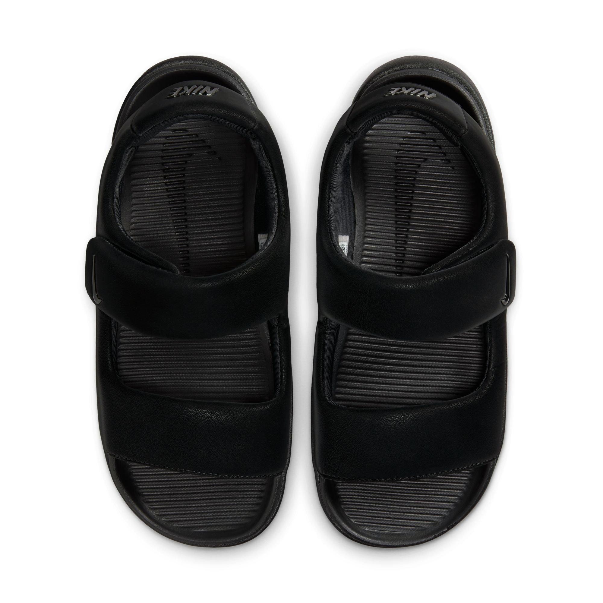 Nike Calm Sandal ブラック/ブラック-ブラック サイズ9/10 Amazon.com | Nike Men's Low-Top Sneakers, Black, 4 | Sandals