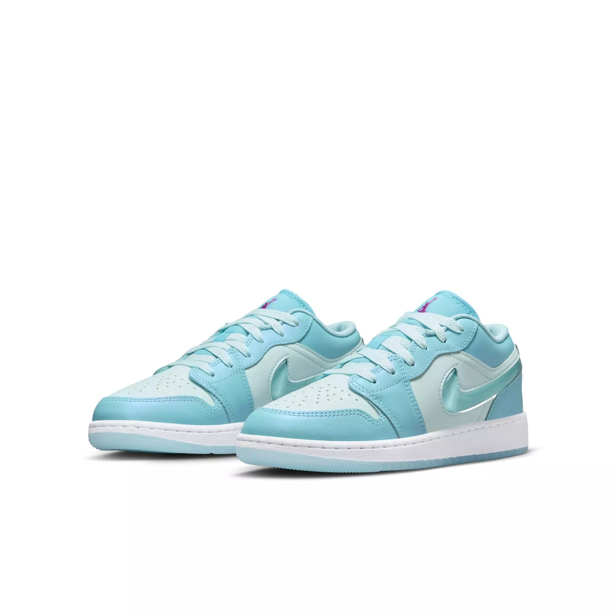 Jordan 1 Low SE "Aquarius Blue/Glacier Blue" Grade School Girls' Shoe - BLUE/PURPLE