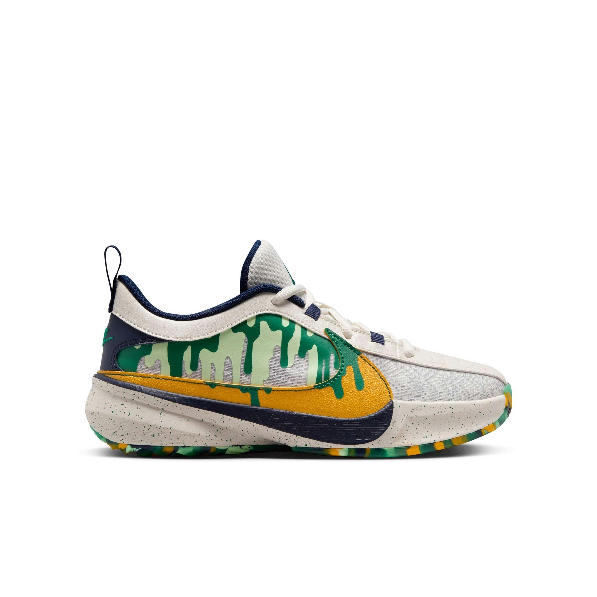 Nike Freak 5 SE Kids display picture 3