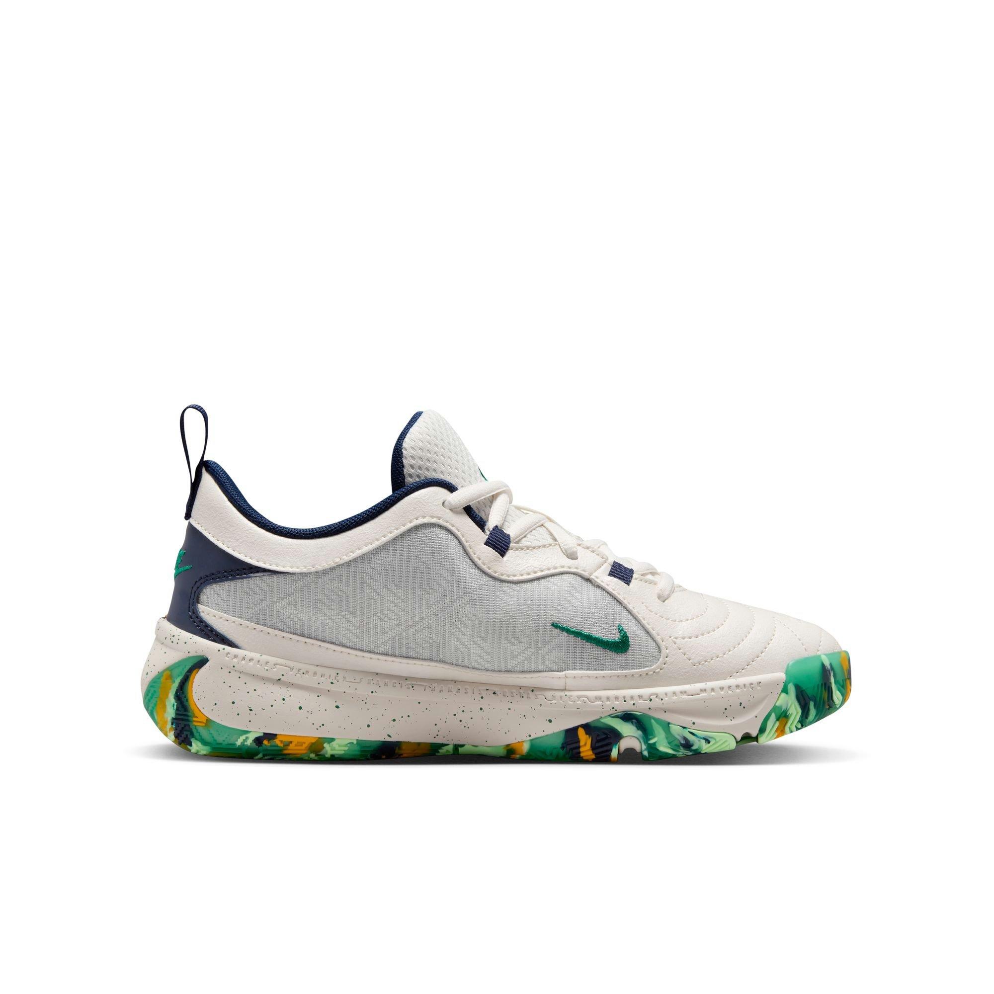 Nike Freak 5 SE Grade School Kids' Summer Camp Basketball Shoe