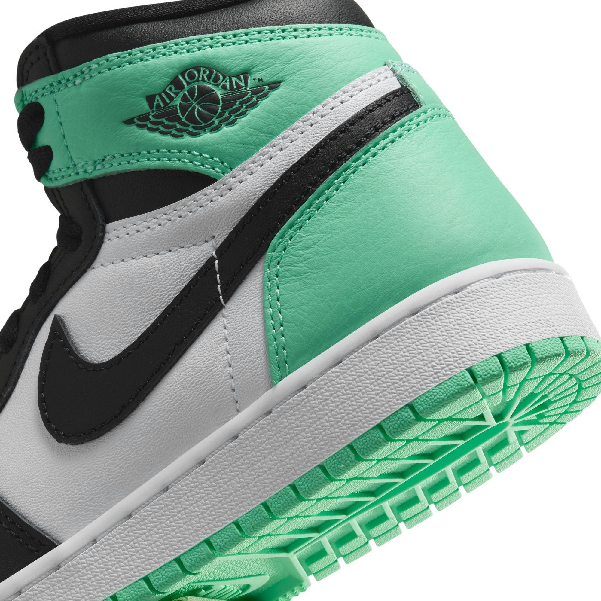 Jordan 1 Retro High OG "Green Glow" Grade School Kids' Shoe - WHITE/BLACK/GREEN GLOW Thumbnail View 5