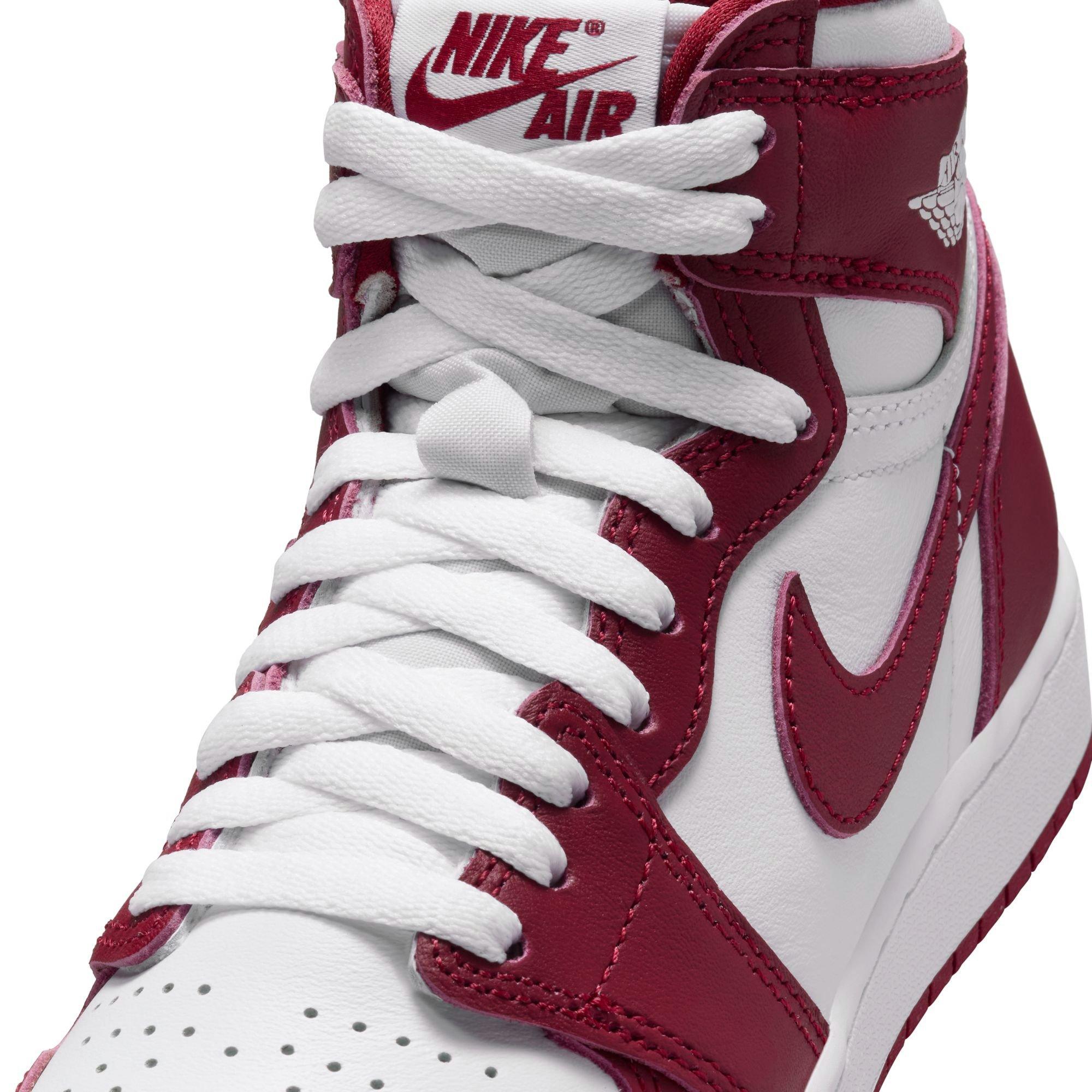 Jordan 1 Retro High OG "Artisanal Red" Grade School Kids' Shoe - WHITE/TEAM RED Thumbnail View 4