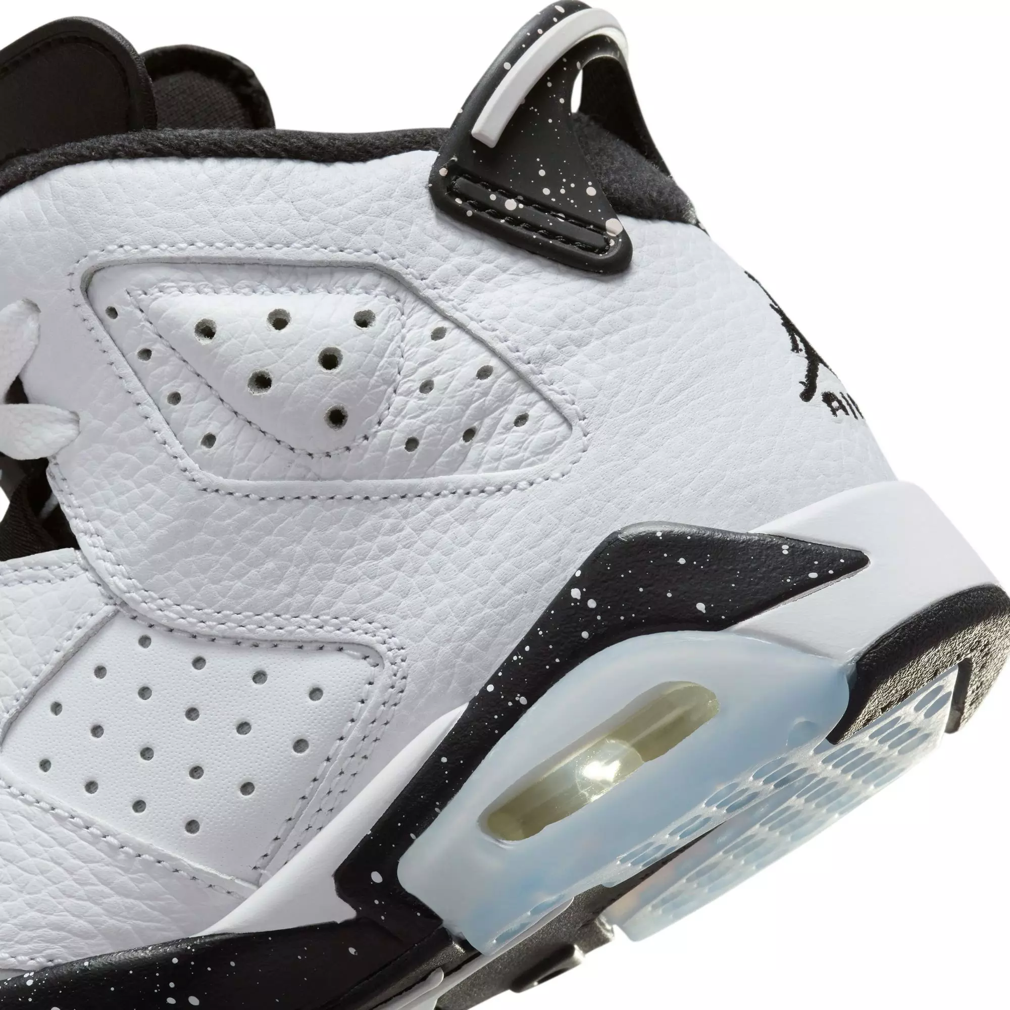 Jordan 6 Retro "White/Black" Grade School Kids' Shoe - WHITE/BLACK