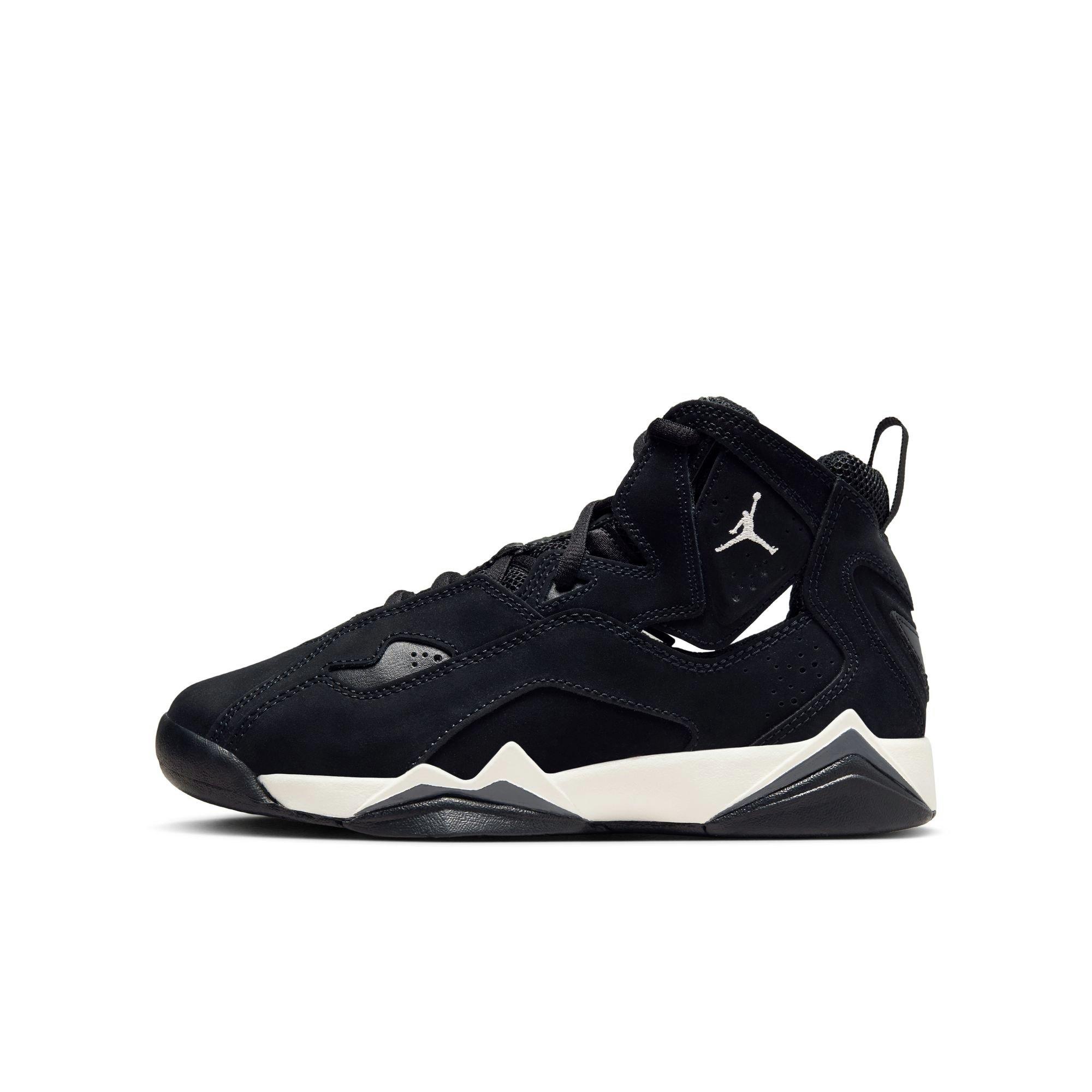 Jordan True Flight Grade School Boys' "Black/Phantom/Anthracite" Shoe