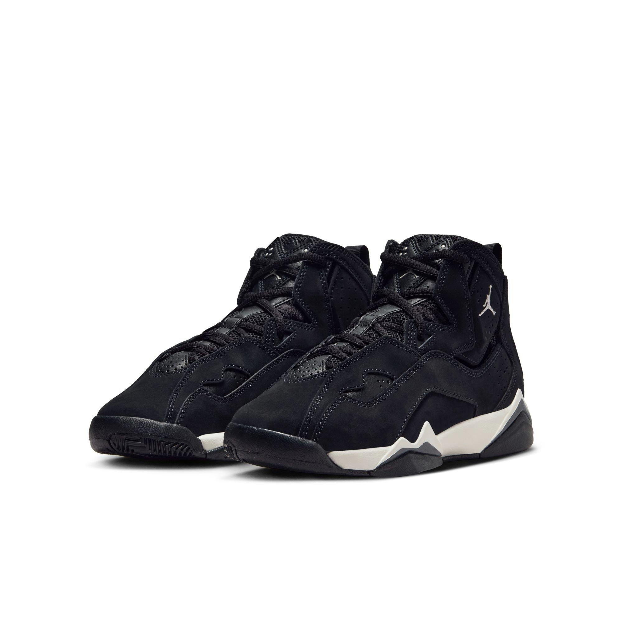 Jordan True Flight Grade School Boys' "Black/Phantom/Anthracite" Shoe