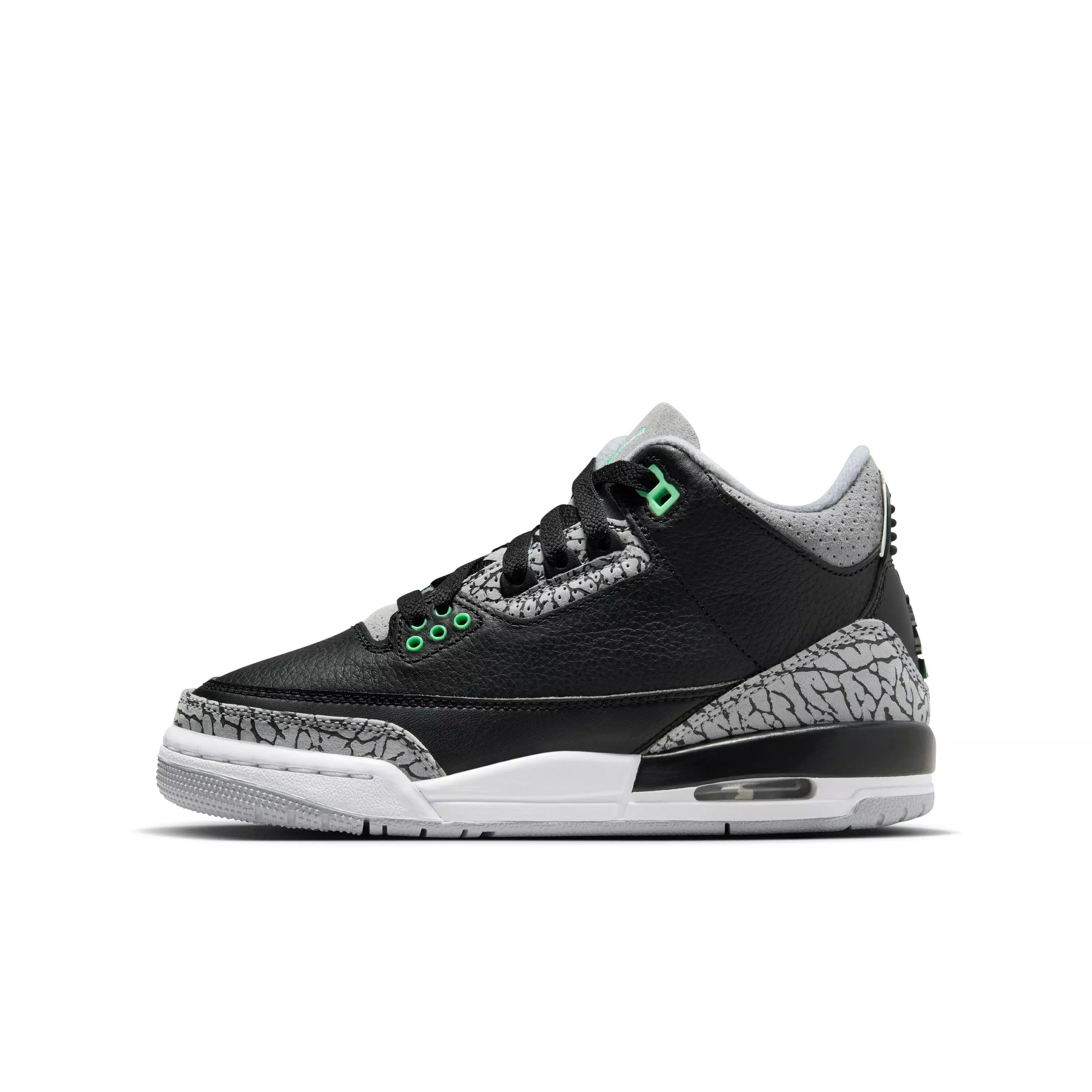 Jordan 3 Retro "Green Glow" Grade School Kids' Shoe - BLACK/GREEN GLOW/WHITE