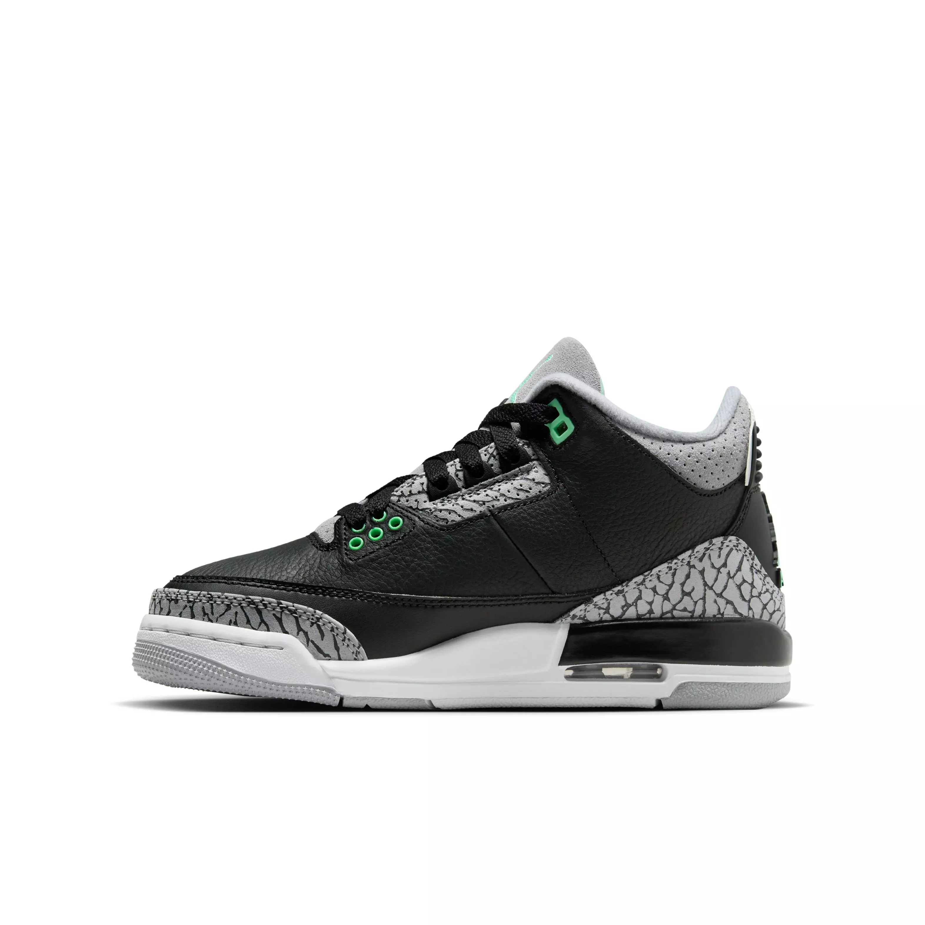 Jordan 3 Retro "Green Glow" Grade School Kids' Shoe - BLACK/GREEN GLOW/WHITE