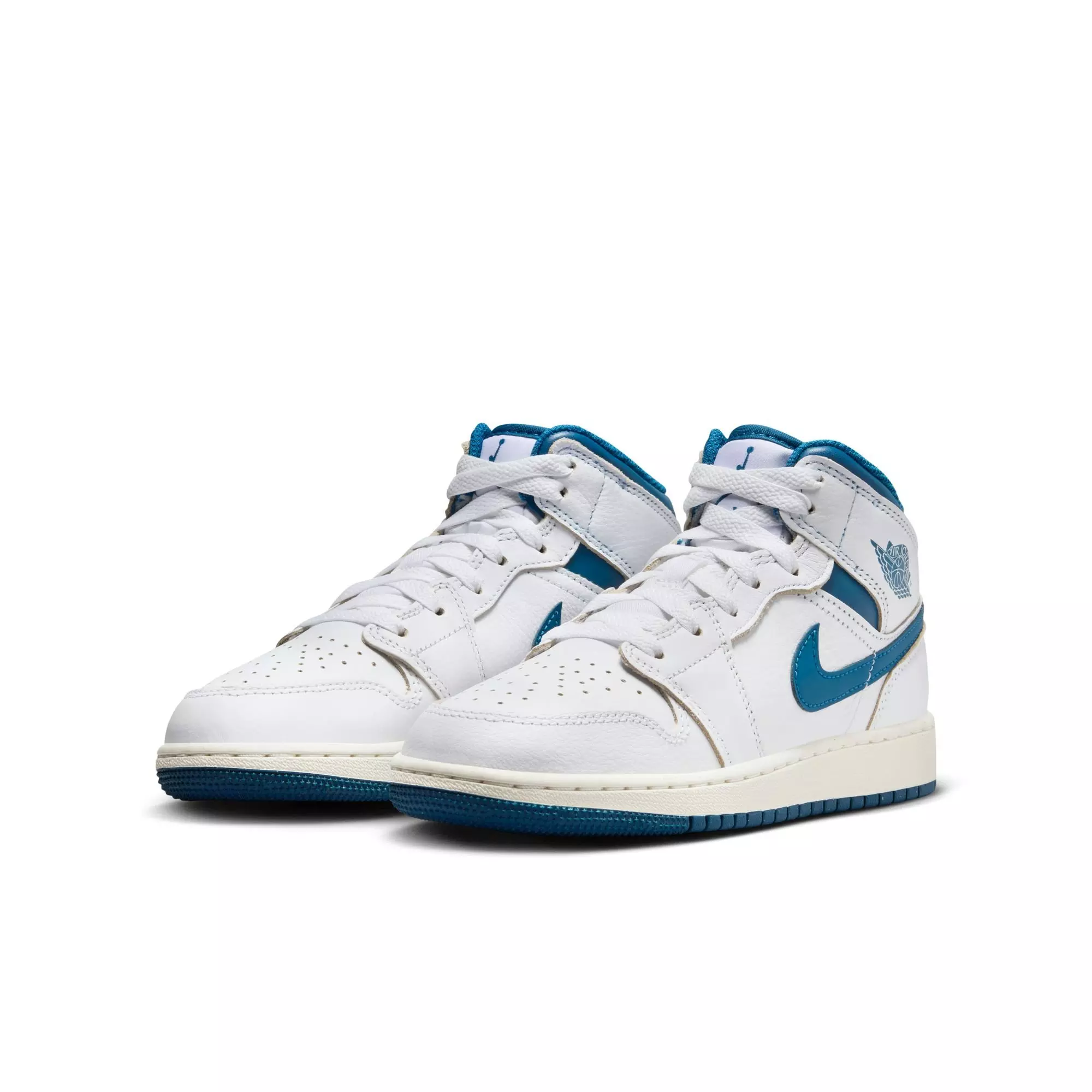 Jordan 1 Mid SE "White/Industrial Blue/Sail" Grade School Boys' Shoe - WHITE/BLUE