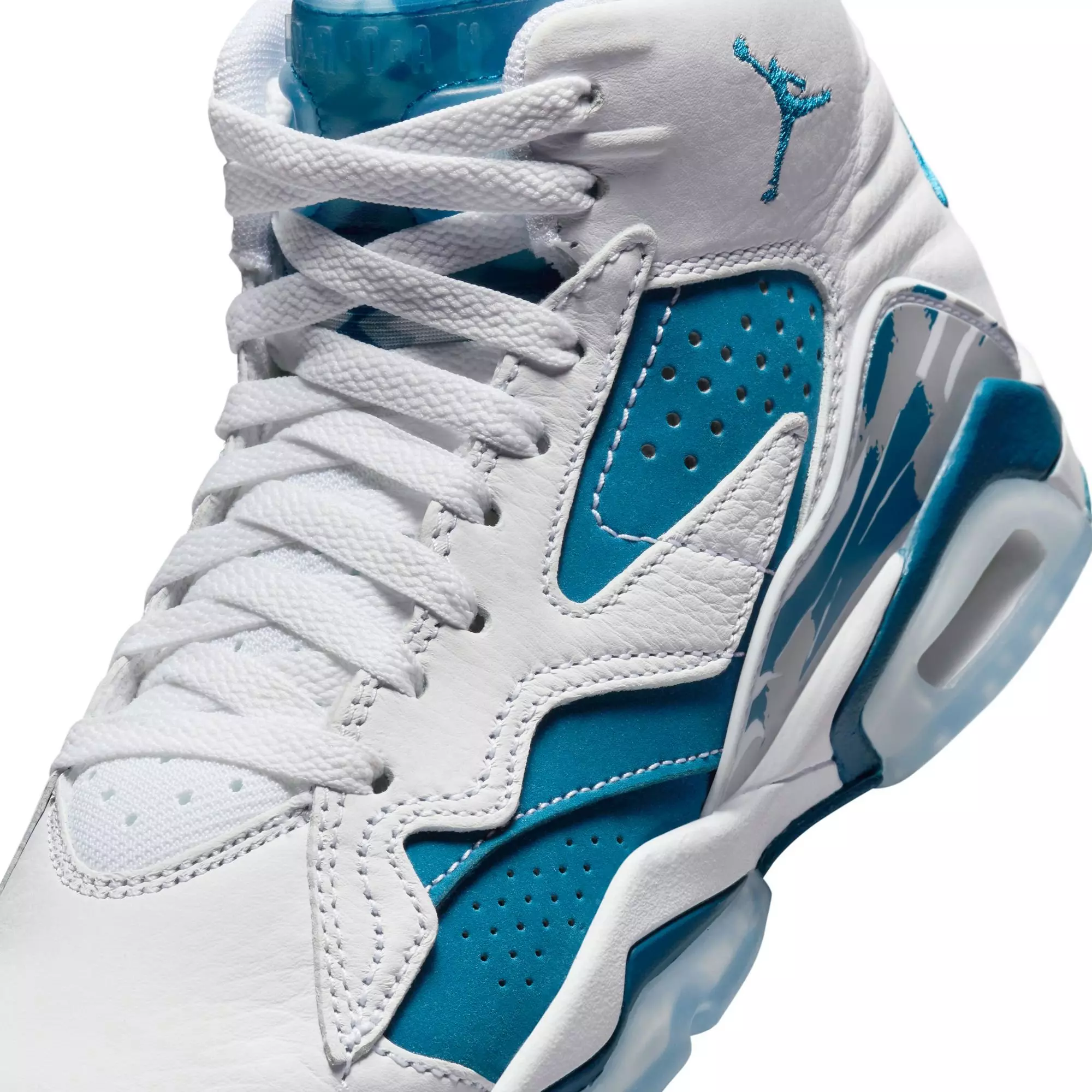 Jordan MVP "White/Industrial Blue/Wolf Grey" Grade School Boys' Shoe - WHITE/BLUE