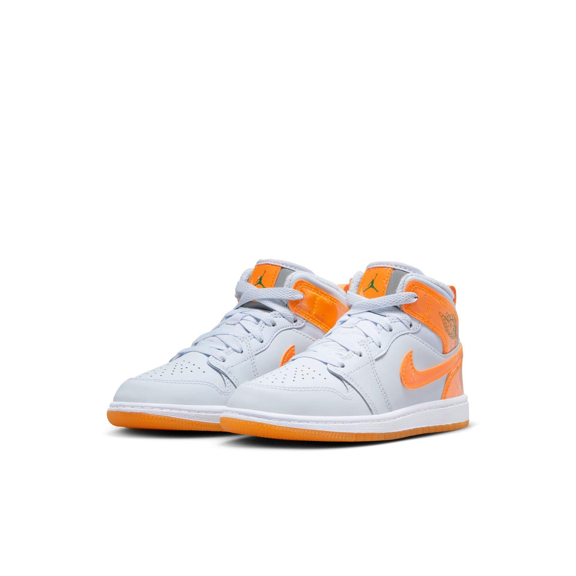 Jordan 1 Mid SE "Football Grey/Orange Peel/Pine Green" Preschool Boys' Shoe - GREY/ORANGE Thumbnail View 5